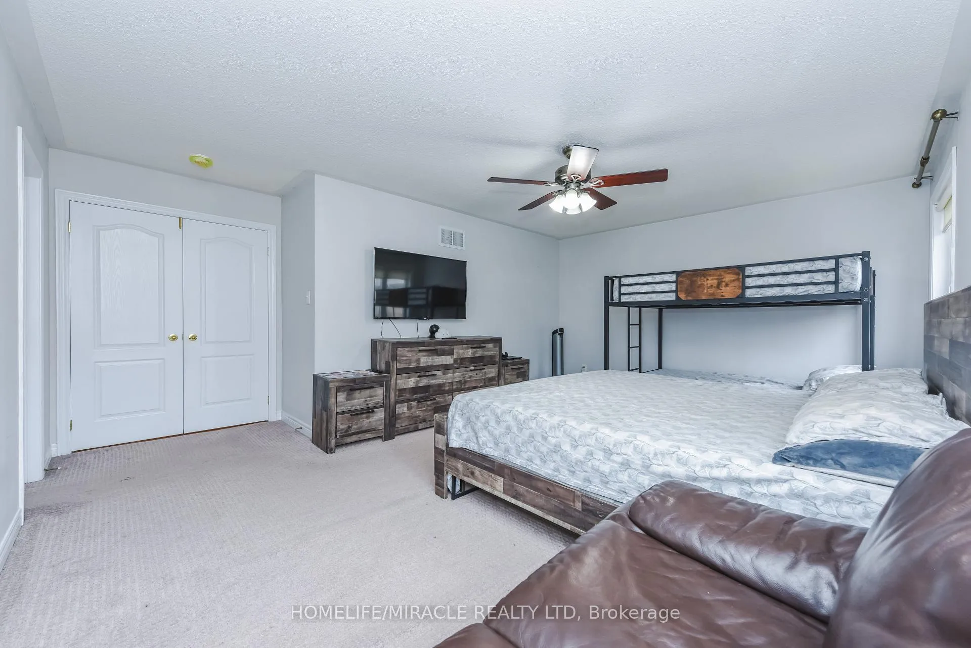 Photo 45 of 20 Gamson Crescent, Brampton, Sandringham-Wellington — HOMEH