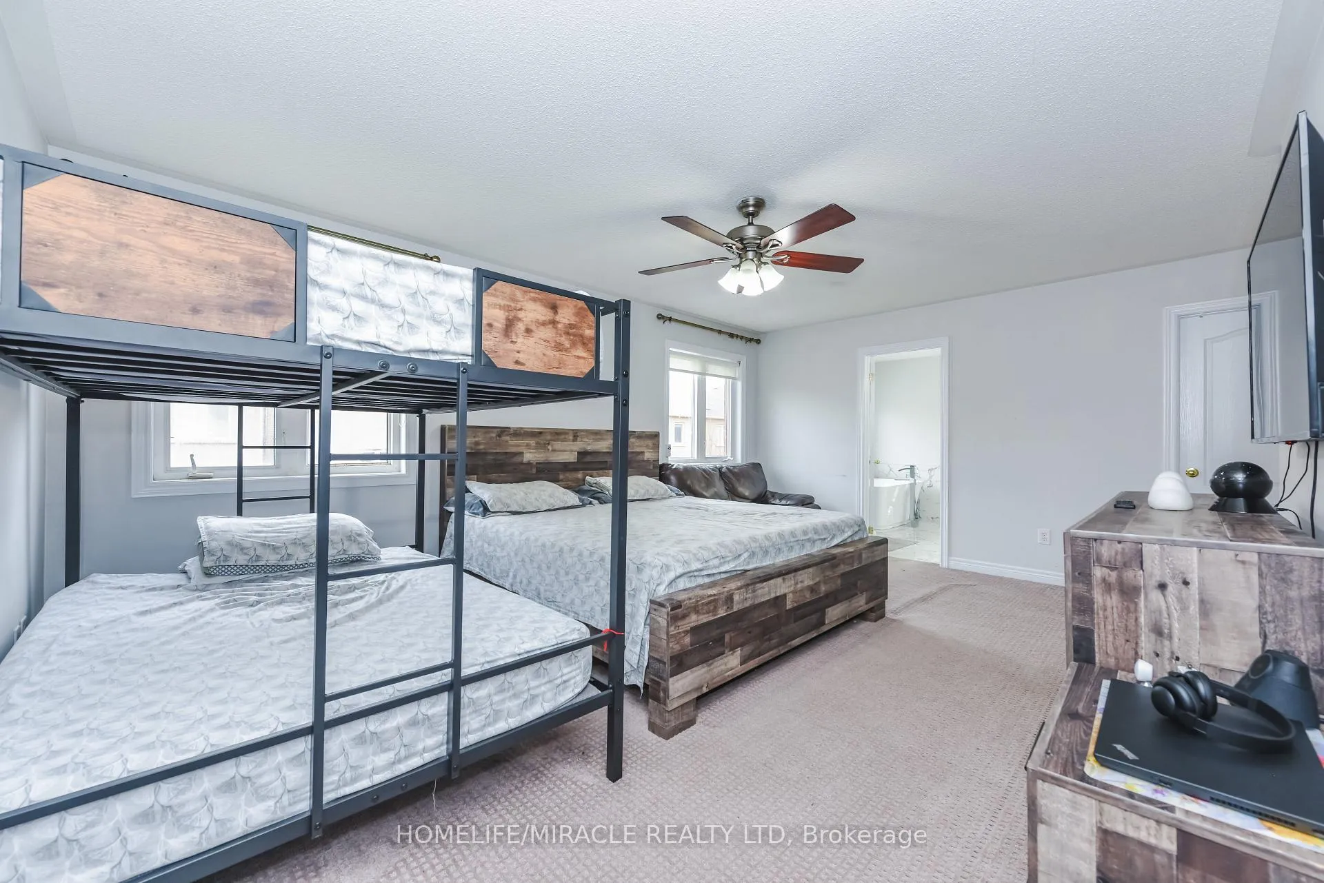 Photo 47 of 20 Gamson Crescent, Brampton, Sandringham-Wellington — HOMEH