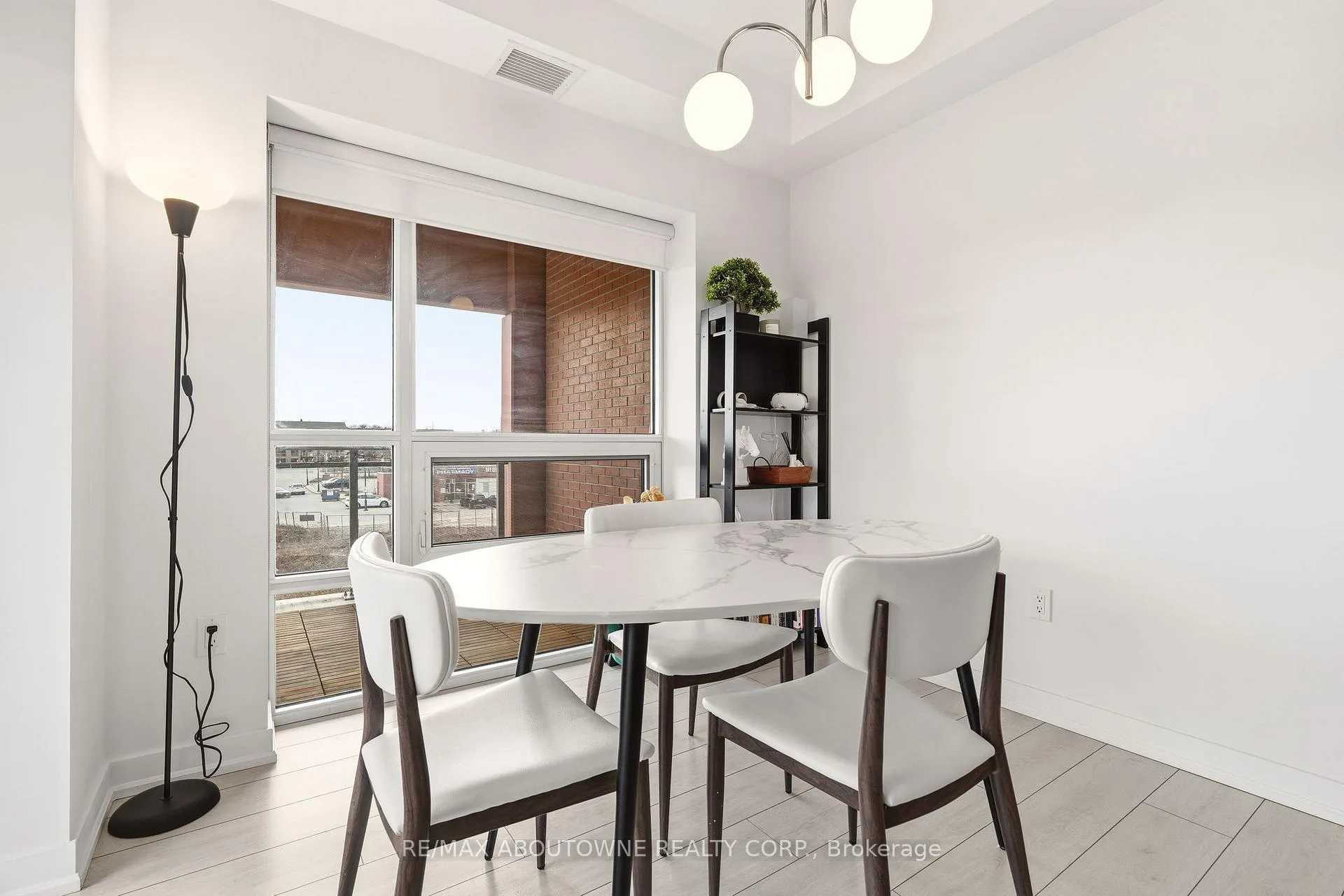 Photo 26 of Unit 309, 4040 Upper Middle Road, Burlington, Tansley — HOMEH