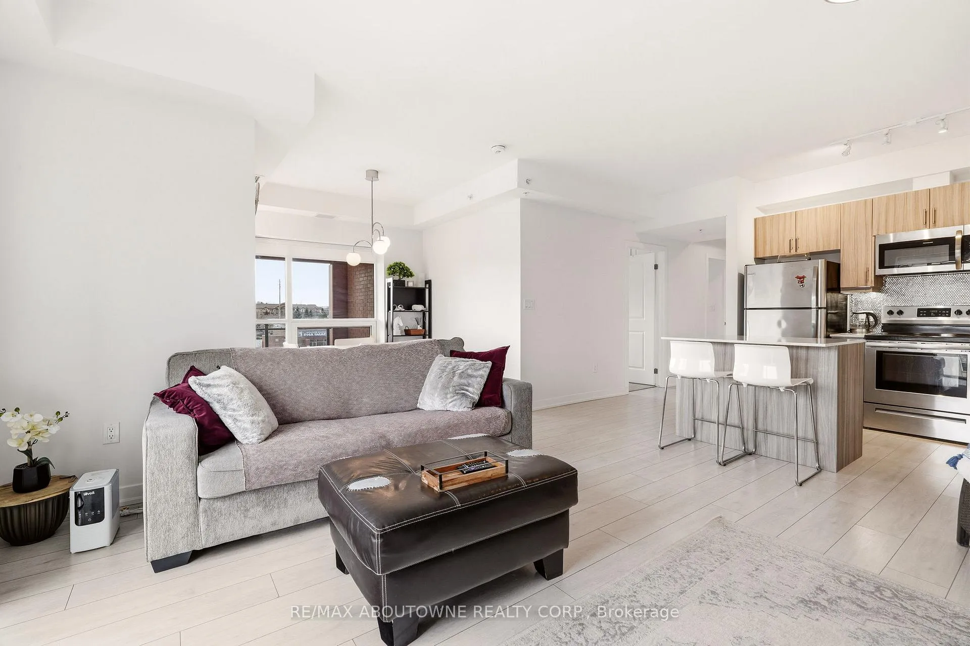 Photo 27 of Unit 309, 4040 Upper Middle Road, Burlington, Tansley — HOMEH