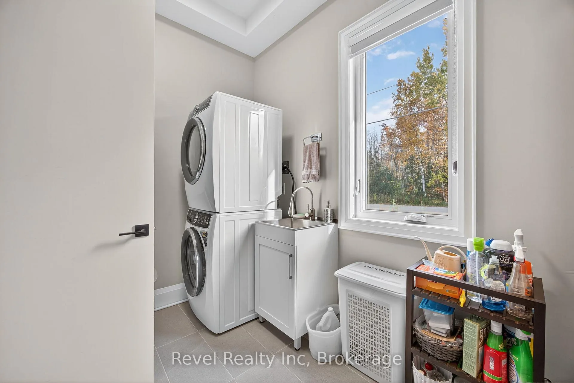 Photo 23 of 2 Seguin Crescent, Tiny, Rural Tiny — HOMEH