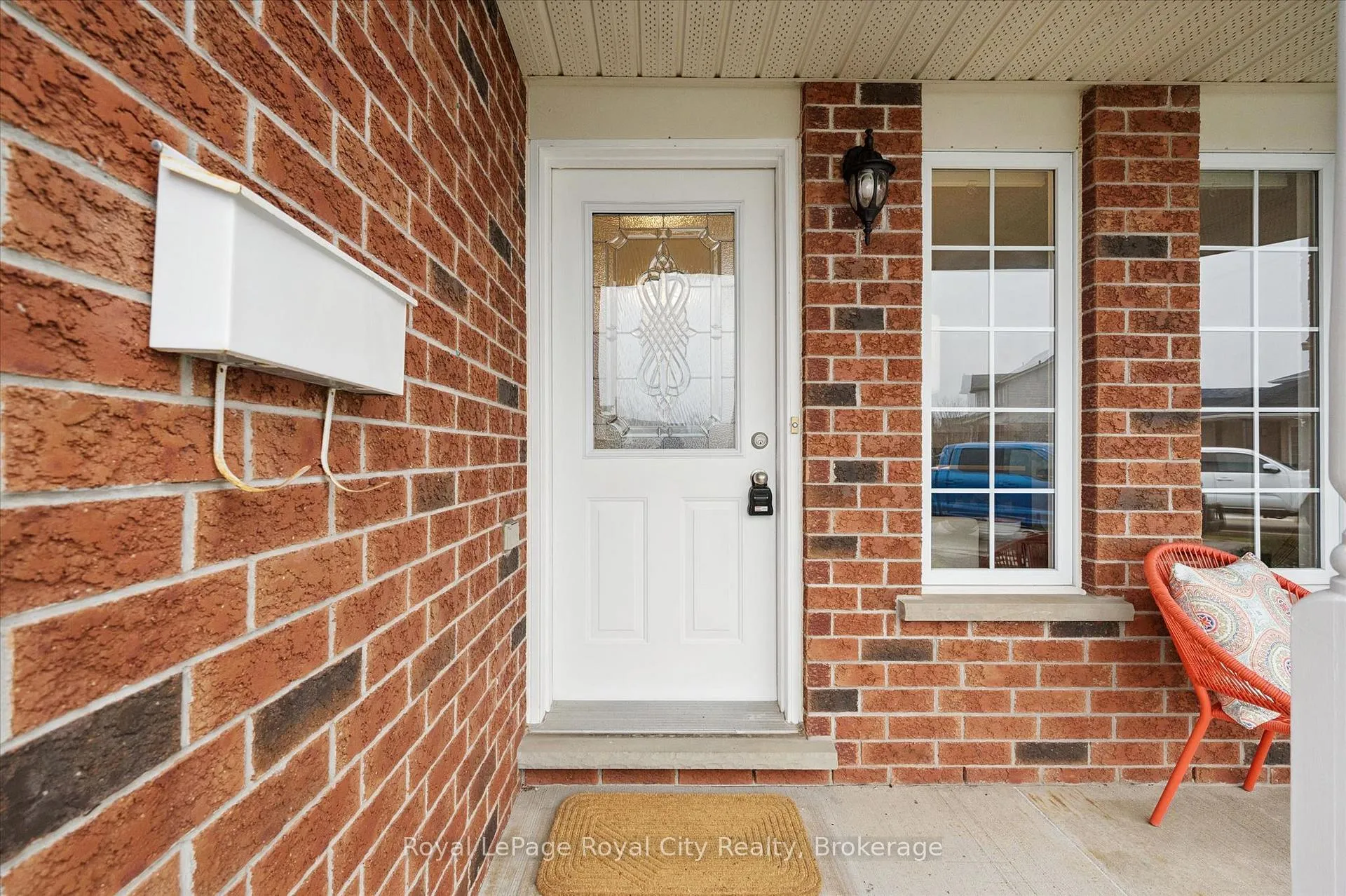 Photo 6 of 28 Bronwyn Place, Guelph, Willow West/Sugarbush/West Acres — HOMEH