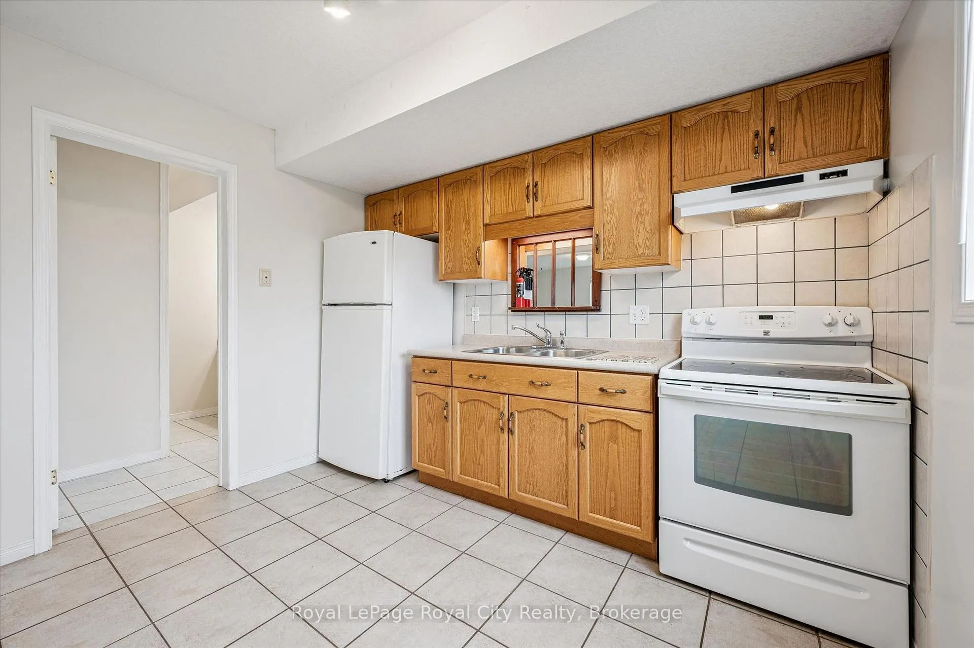 Photo 28 of 28 Bronwyn Place, Guelph, Willow West/Sugarbush/West Acres — HOMEH