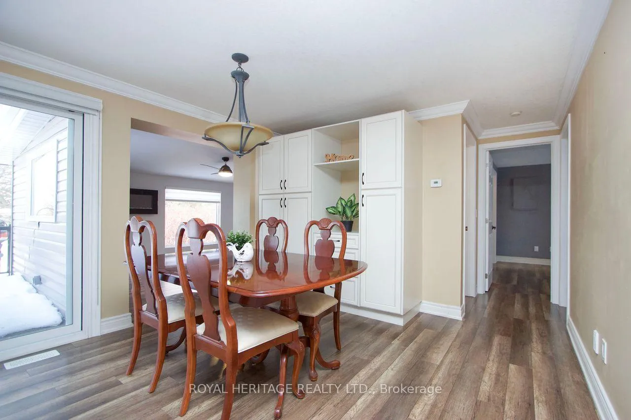 Photo 10 of 11 Heritage Lane, Clarington, Newcastle — HOMEH