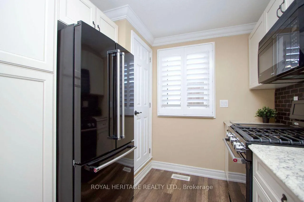Photo 14 of 11 Heritage Lane, Clarington, Newcastle — HOMEH