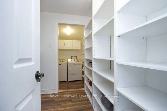 Photo 21 of 11 Heritage Lane, Clarington, Newcastle — HOMEH