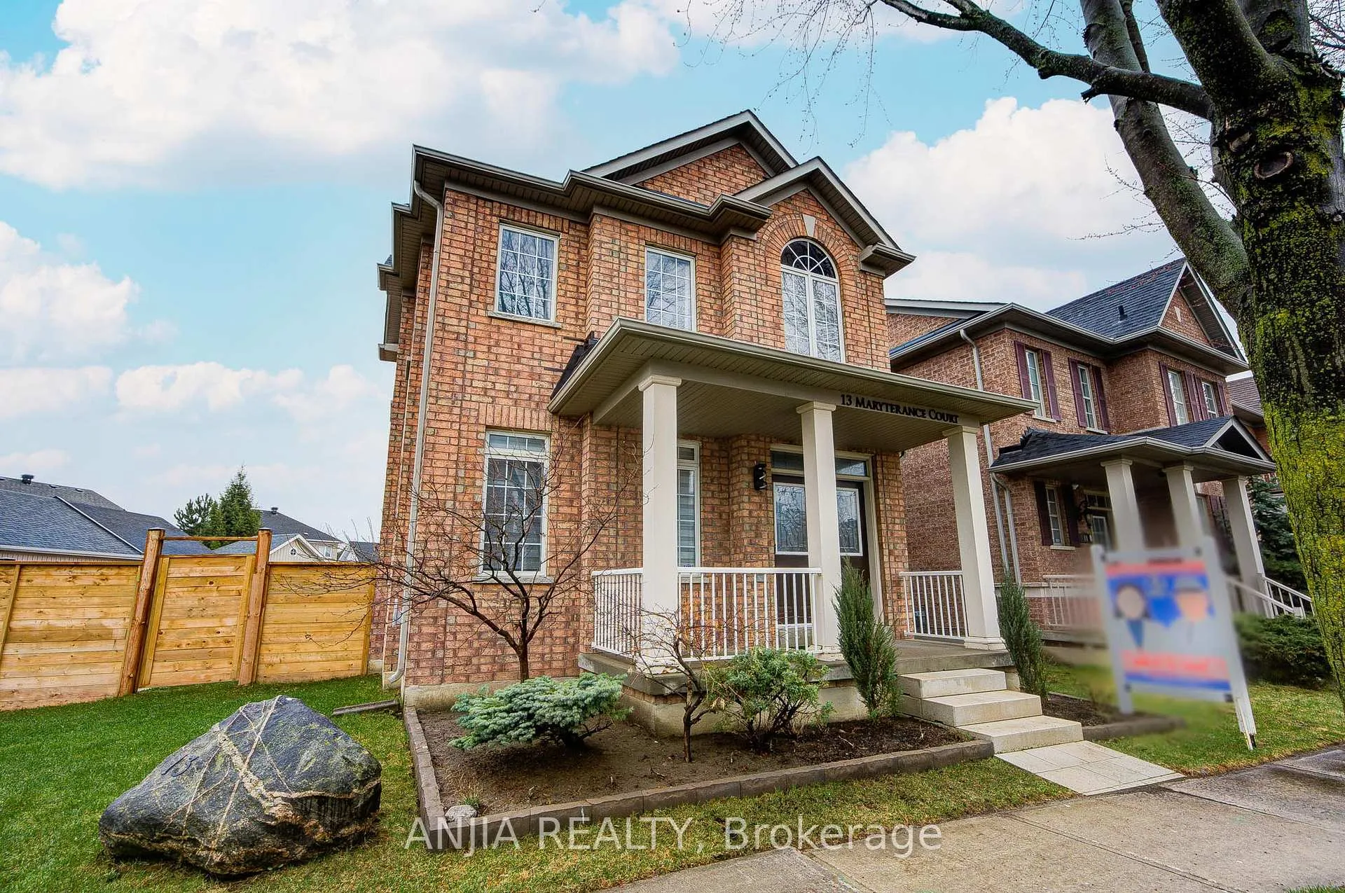 Photo 2 of 13 Maryterance Court, Markham, Cornell — HOMEH