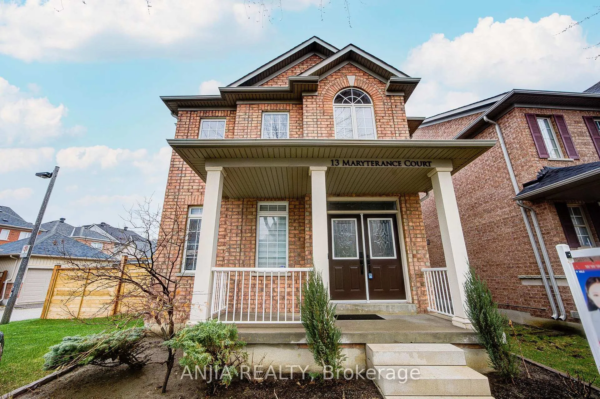 Photo 4 of 13 Maryterance Court, Markham, Cornell — HOMEH