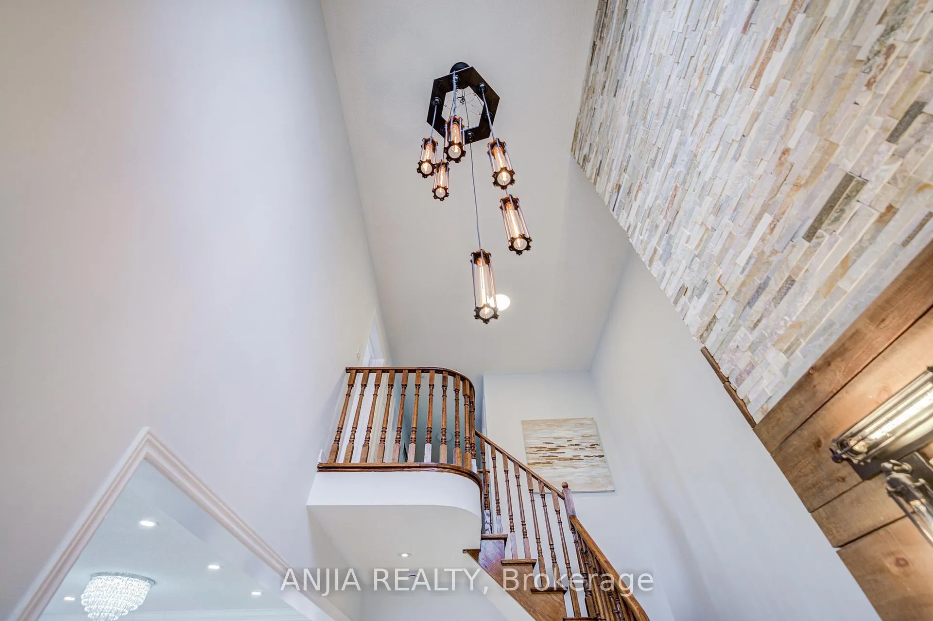 Photo 6 of 13 Maryterance Court, Markham, Cornell — HOMEH