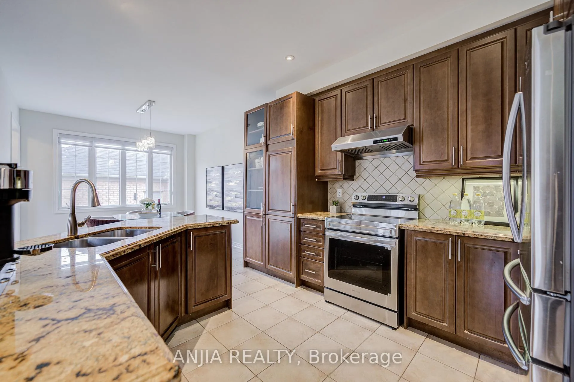 Photo 16 of 13 Maryterance Court, Markham, Cornell — HOMEH