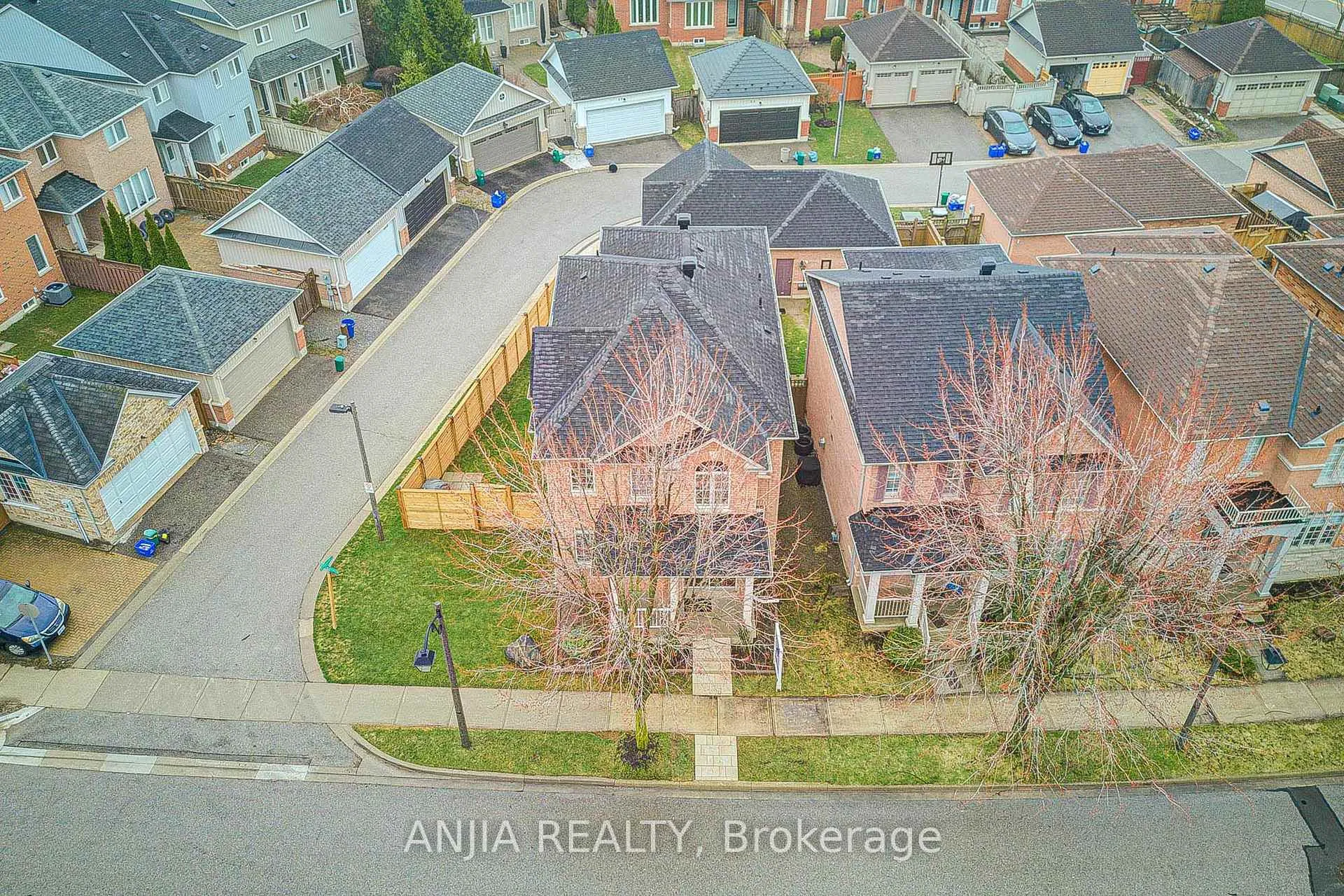 Photo 47 of 13 Maryterance Court, Markham, Cornell — HOMEH