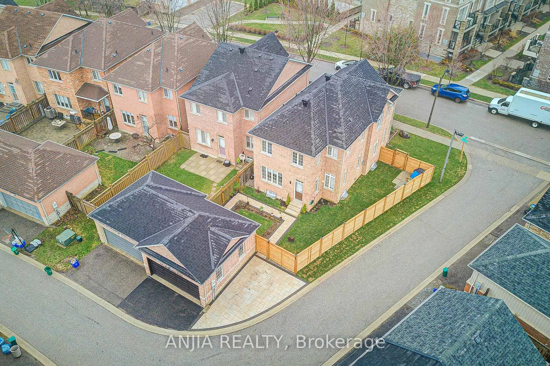 Photo 49 of 13 Maryterance Court, Markham, Cornell — HOMEH