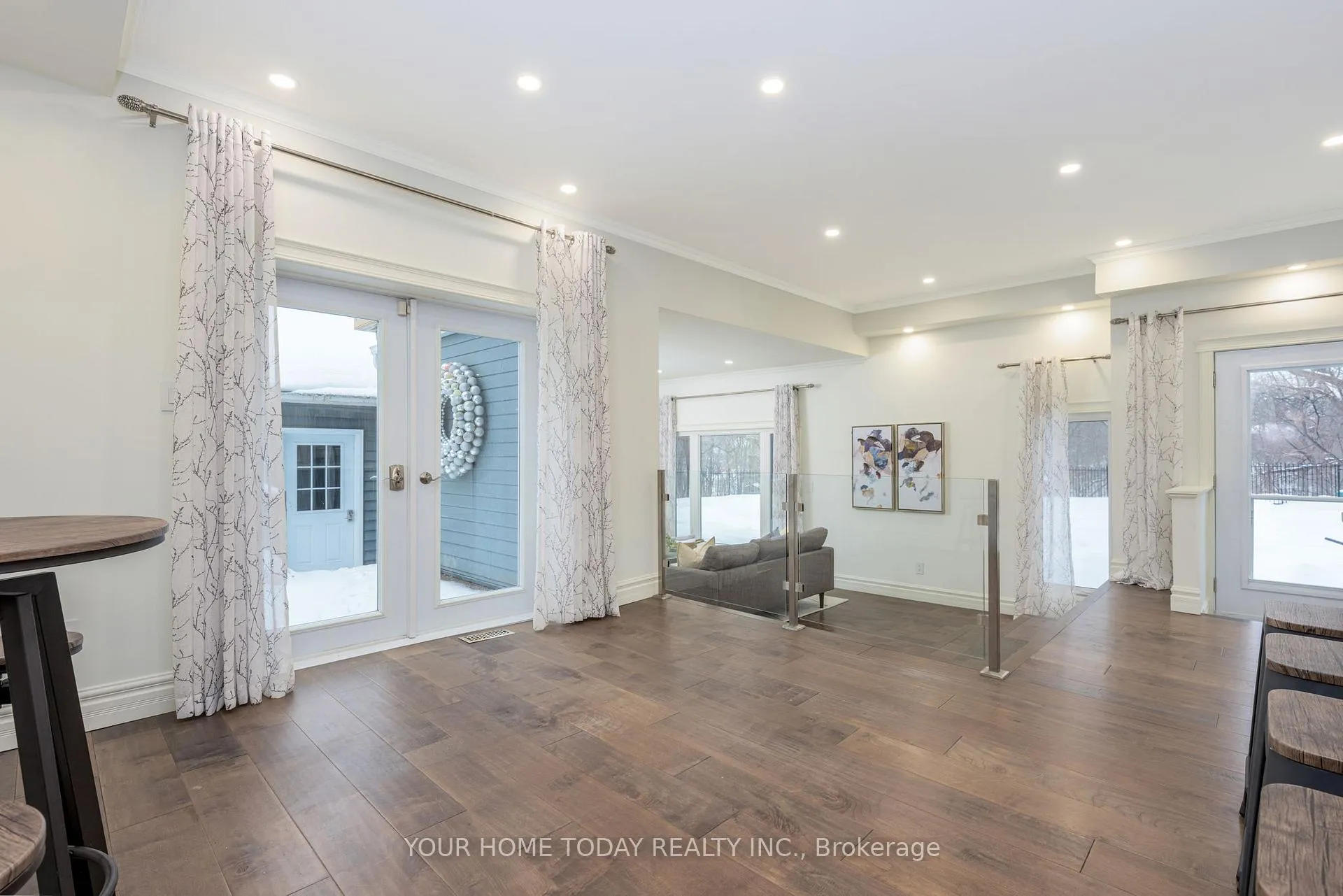 Photo 16 of 15 Queen Street, Halton Hills, Georgetown — HOMEH