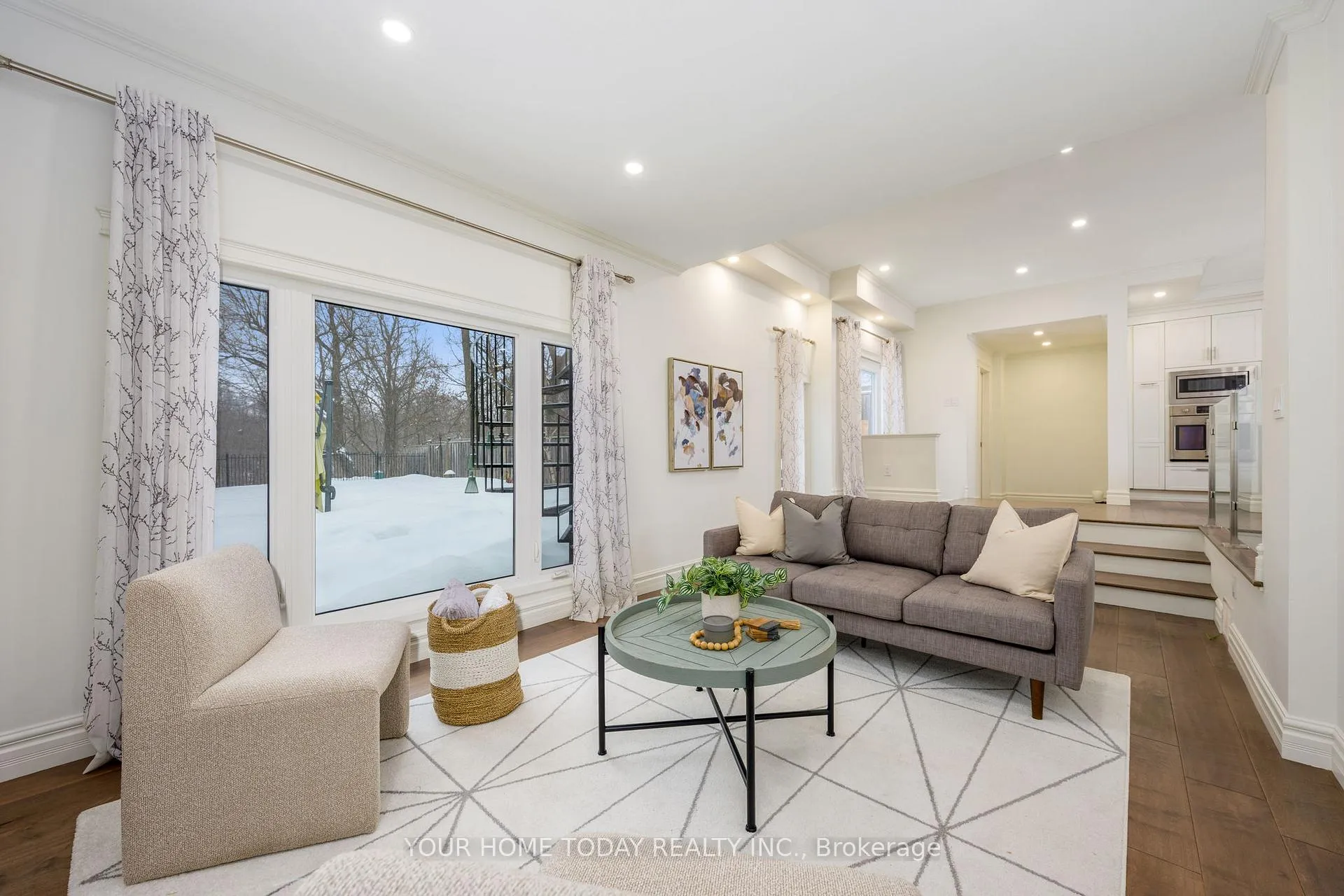 Photo 20 of 15 Queen Street, Halton Hills, Georgetown — HOMEH