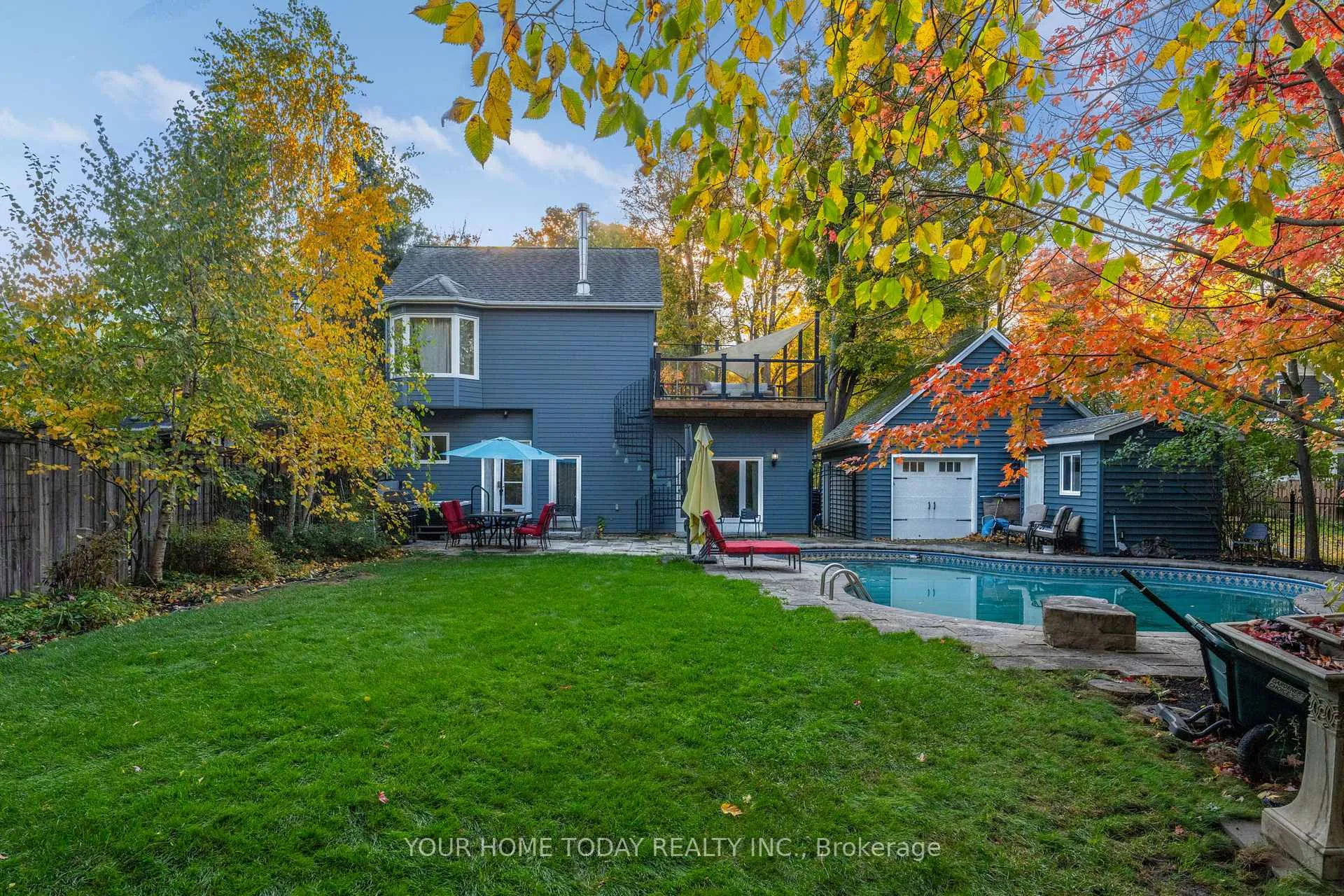 Photo 36 of 15 Queen Street, Halton Hills, Georgetown — HOMEH