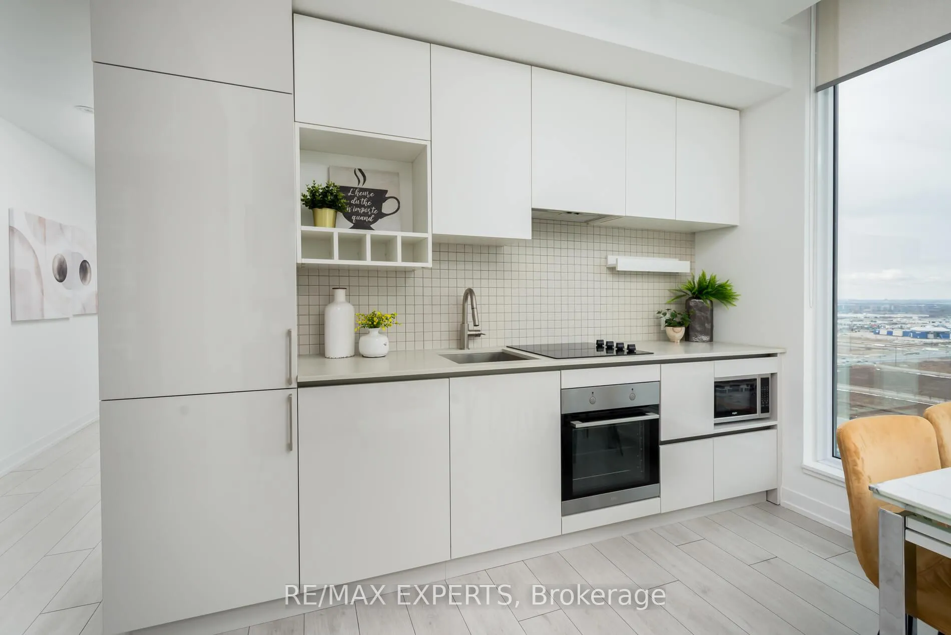 Photo 13 of Unit 2910, 5 Buttermill Avenue, Vaughan, Vaughan Corporate Centre — HOMEH