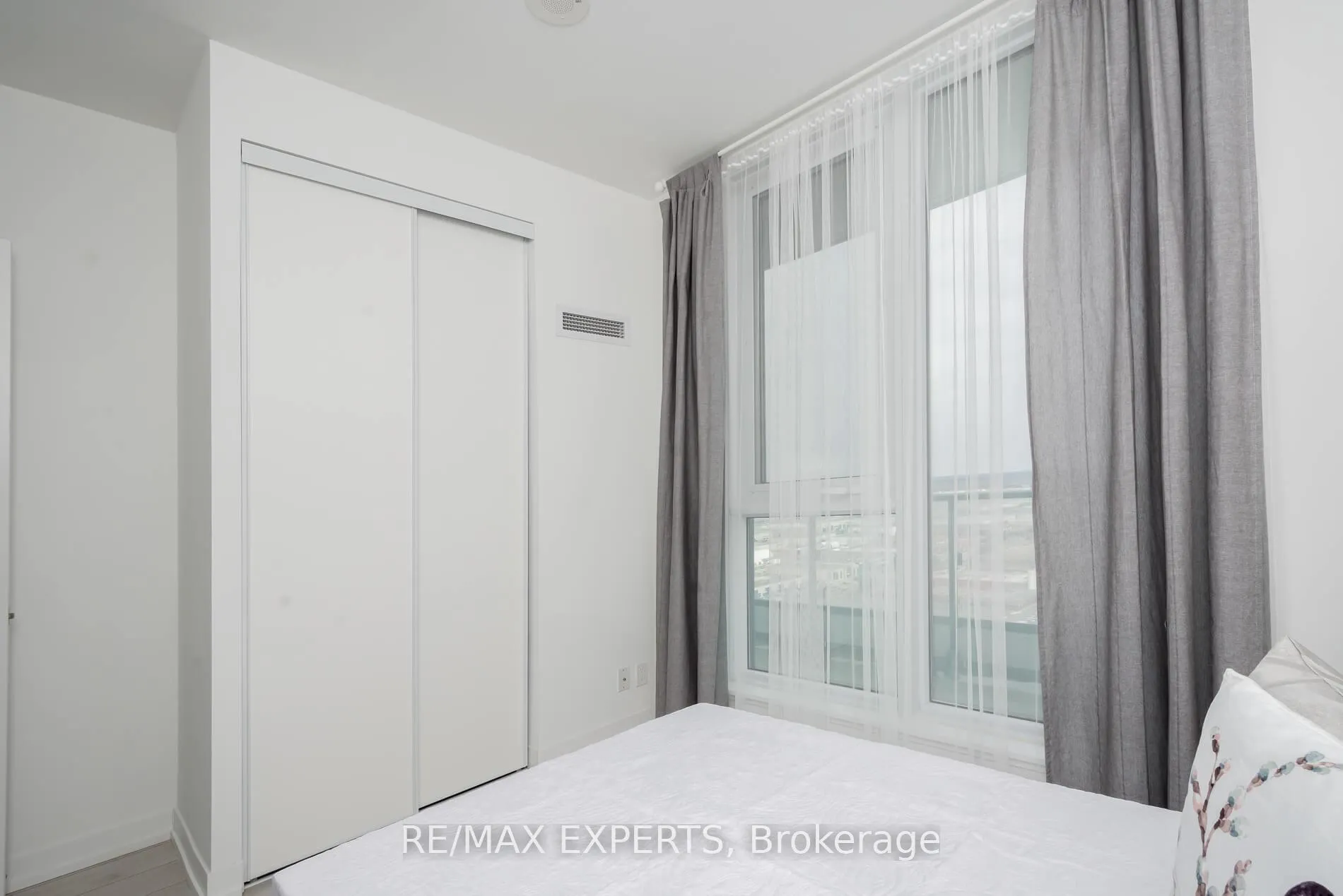 Photo 17 of Unit 2910, 5 Buttermill Avenue, Vaughan, Vaughan Corporate Centre — HOMEH