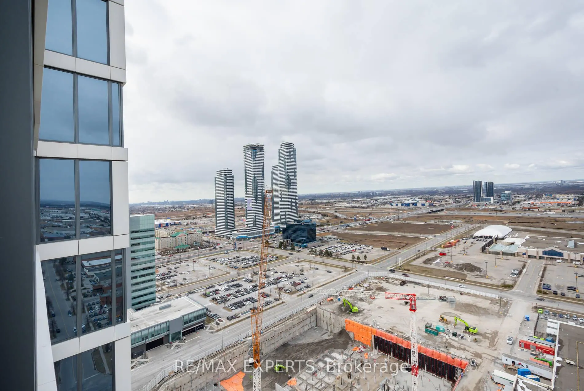 Photo 28 of Unit 2910, 5 Buttermill Avenue, Vaughan, Vaughan Corporate Centre — HOMEH