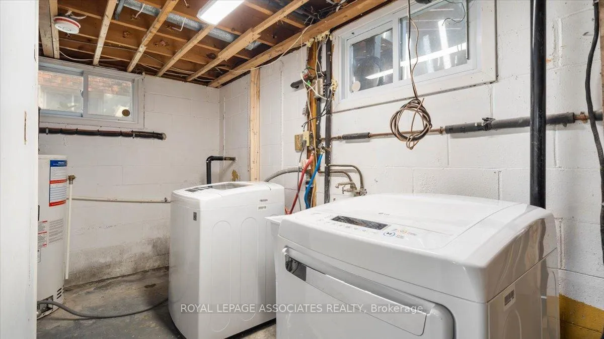 Photo 35 of 27 Janlyn Crescent, Belleville, Belleville Ward — HOMEH