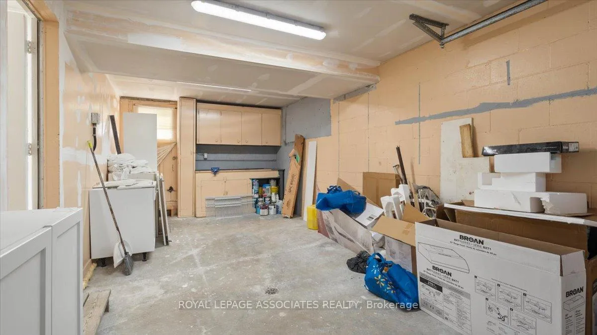 Photo 36 of 27 Janlyn Crescent, Belleville, Belleville Ward — HOMEH