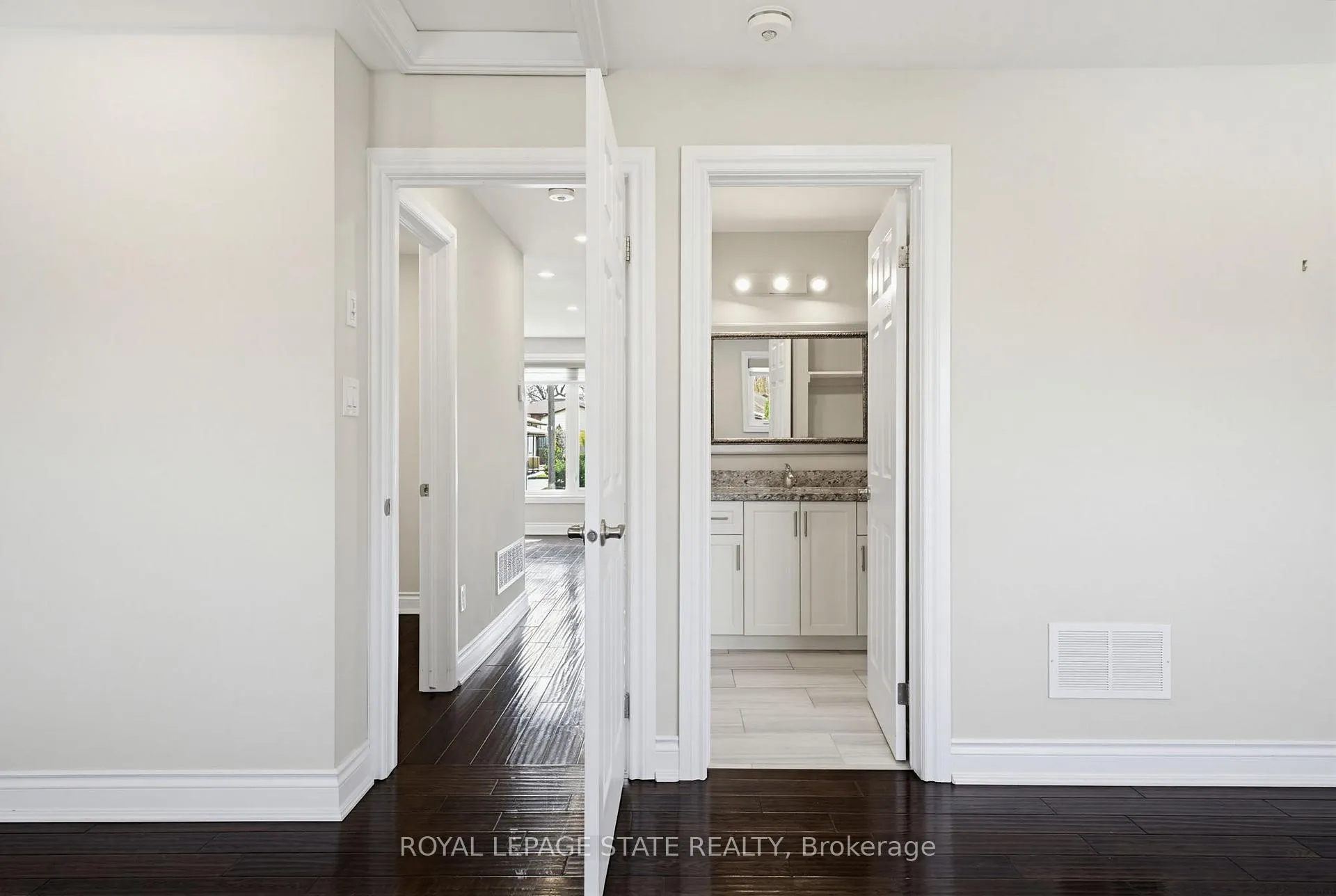 Photo 20 of 157 Hoover Crescent, Hamilton, Balfour — HOMEH