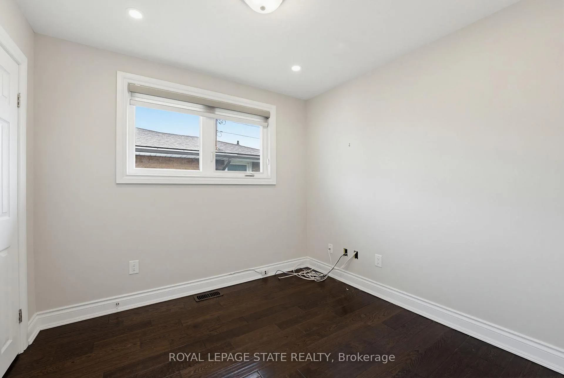 Photo 23 of 157 Hoover Crescent, Hamilton, Balfour — HOMEH