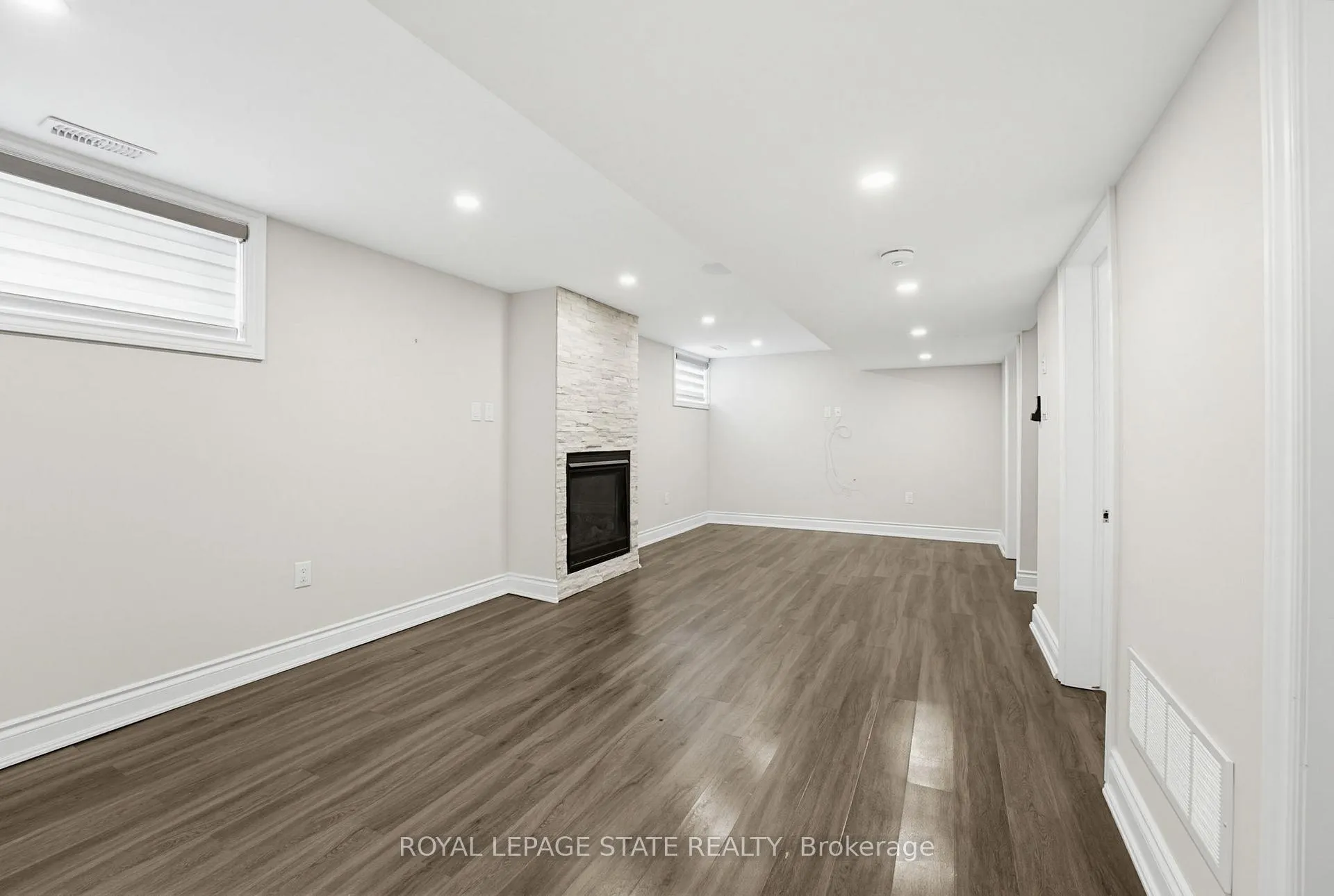 Photo 28 of 157 Hoover Crescent, Hamilton, Balfour — HOMEH