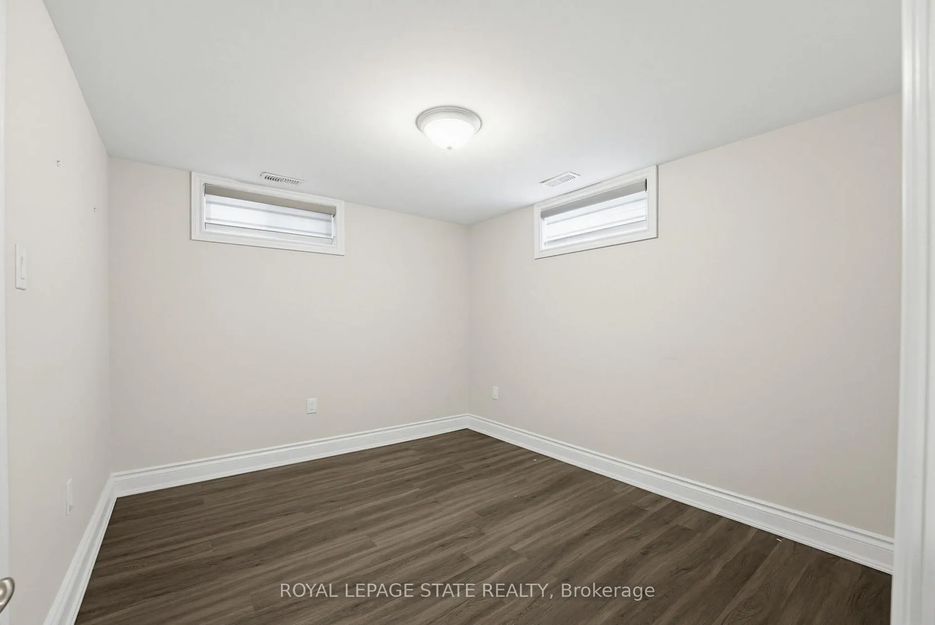 Photo 30 of 157 Hoover Crescent, Hamilton, Balfour — HOMEH