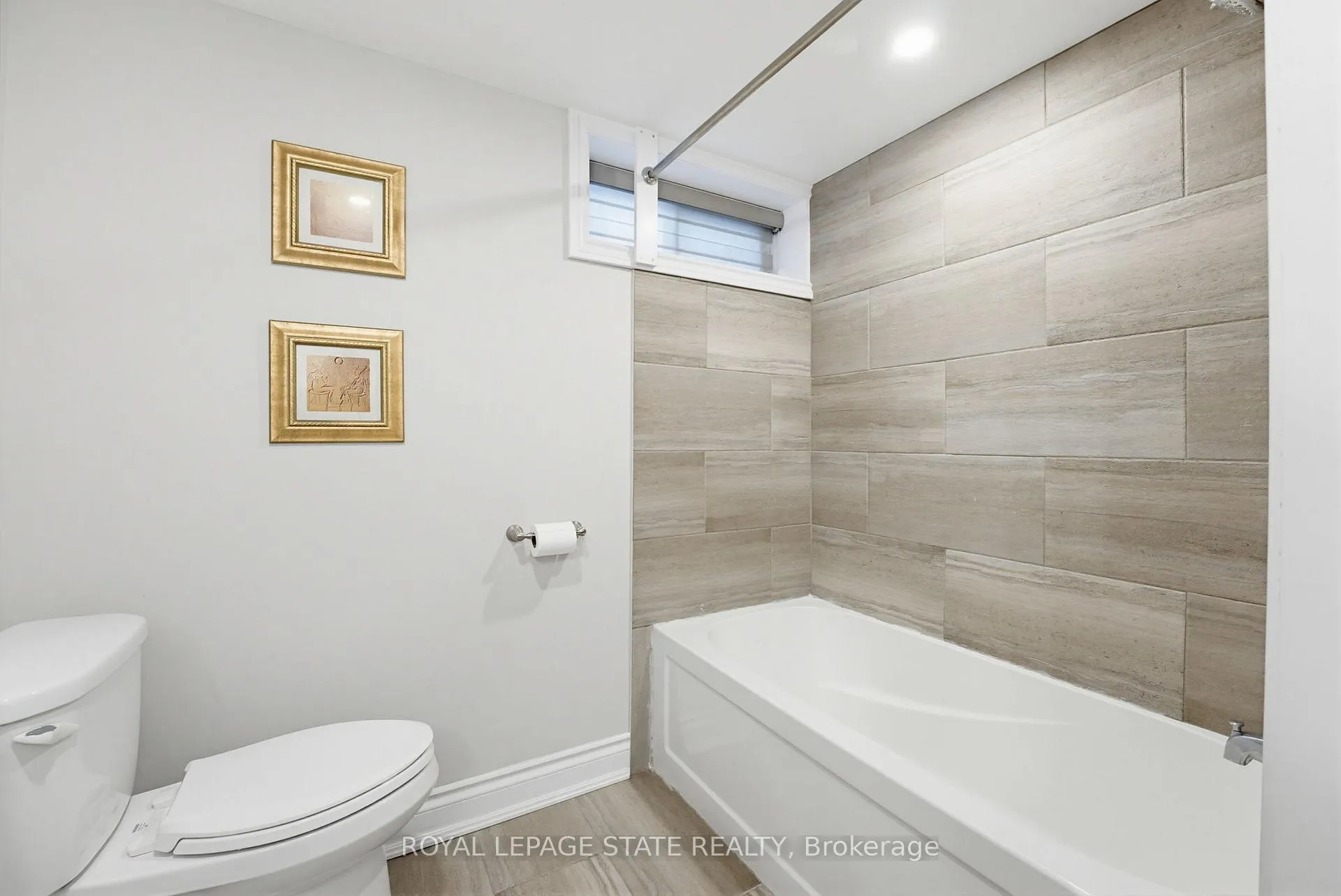 Photo 32 of 157 Hoover Crescent, Hamilton, Balfour — HOMEH