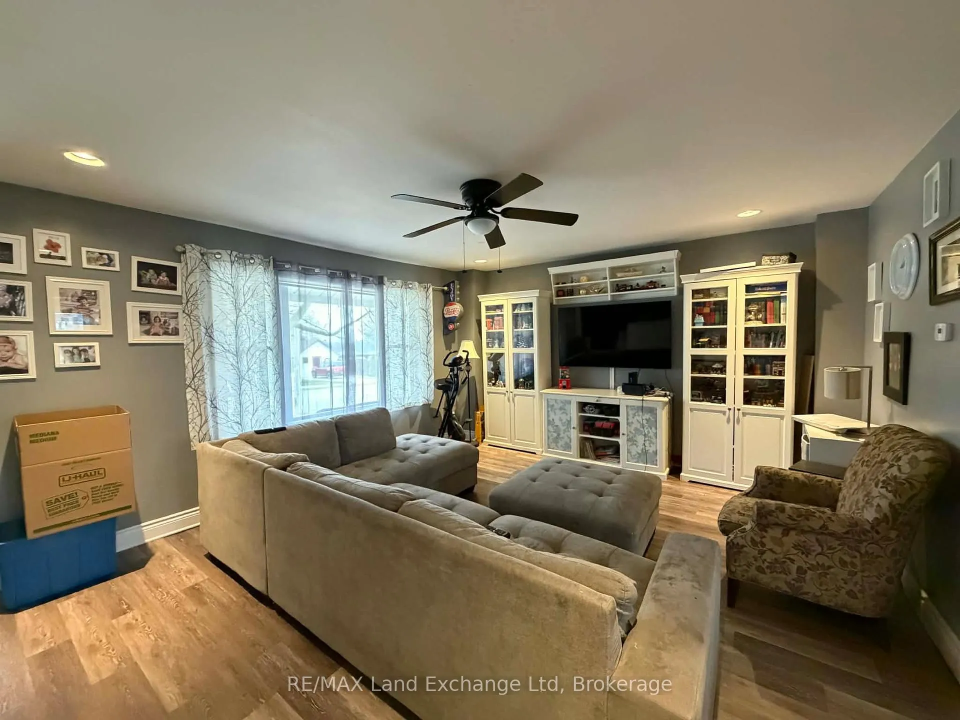 Photo 4 of 129 Victoria Street E, North Huron, Wingham — HOMEH