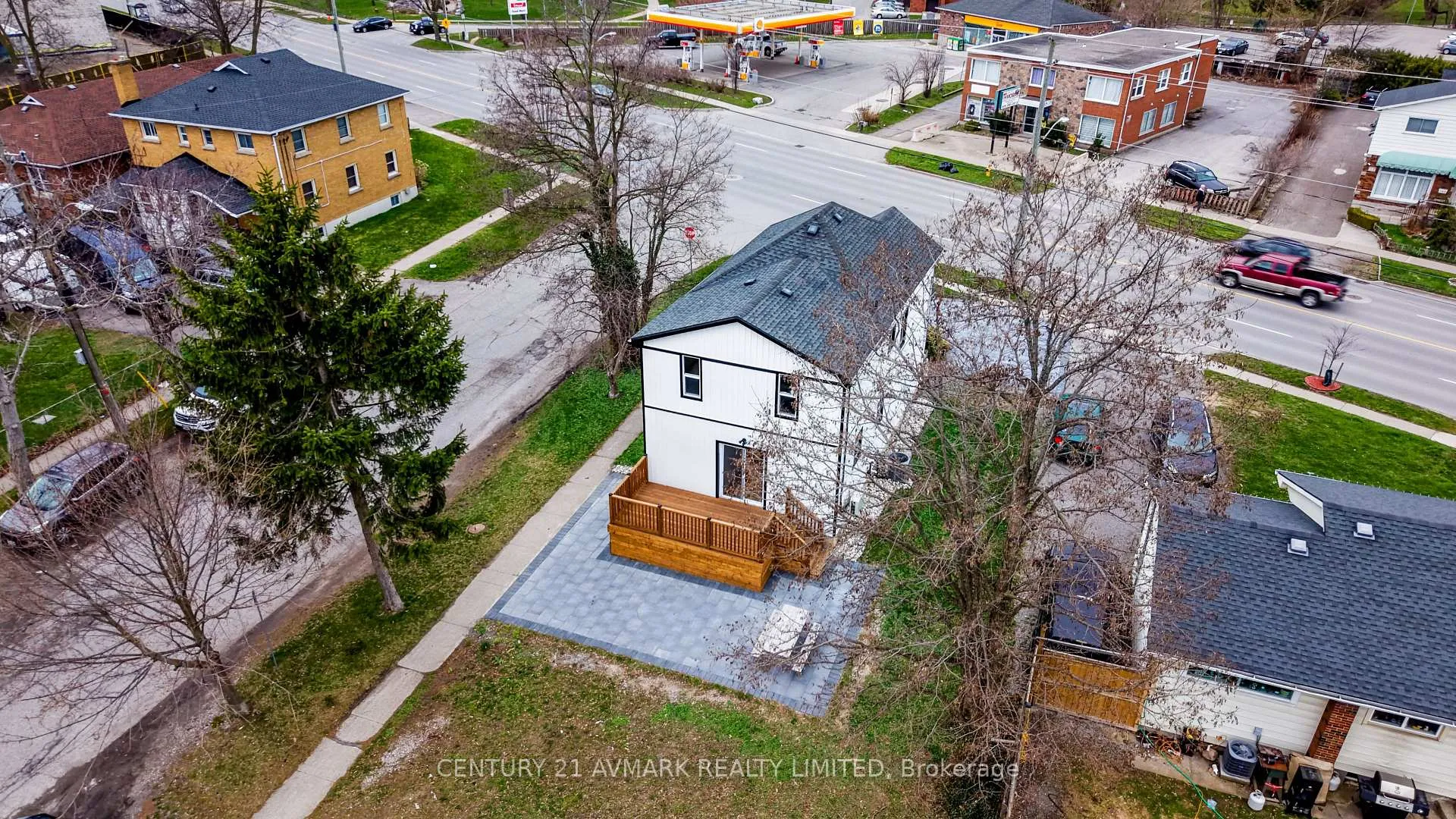 Photo 5 of 336 Geneva Street, St. Catharines, Fairview — HOMEH