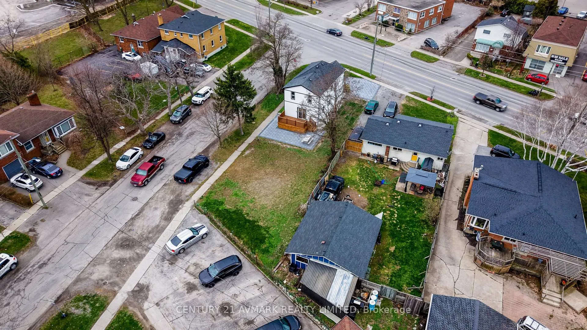 Photo 6 of 336 Geneva Street, St. Catharines, Fairview — HOMEH