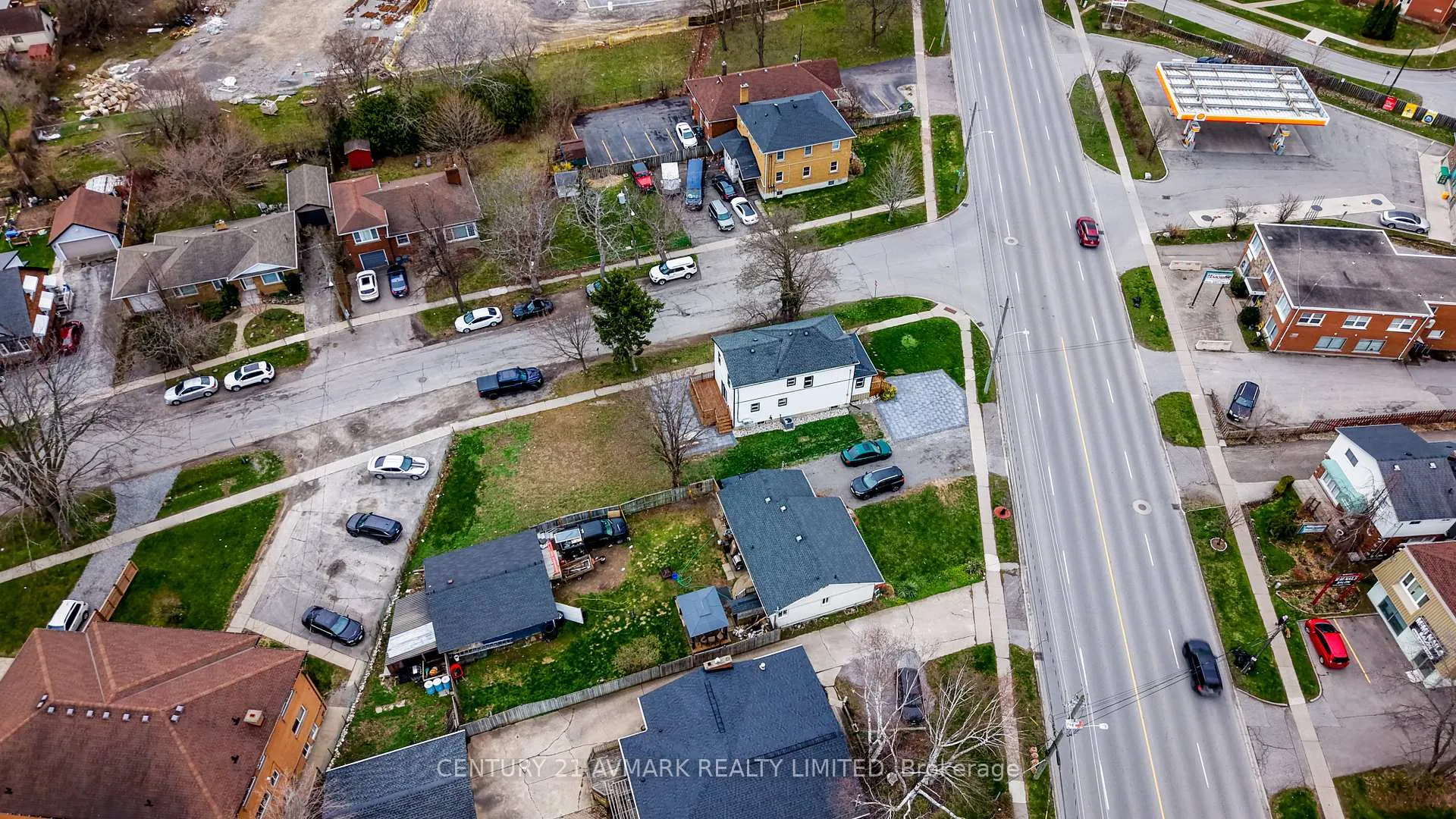 Photo 7 of 336 Geneva Street, St. Catharines, Fairview — HOMEH