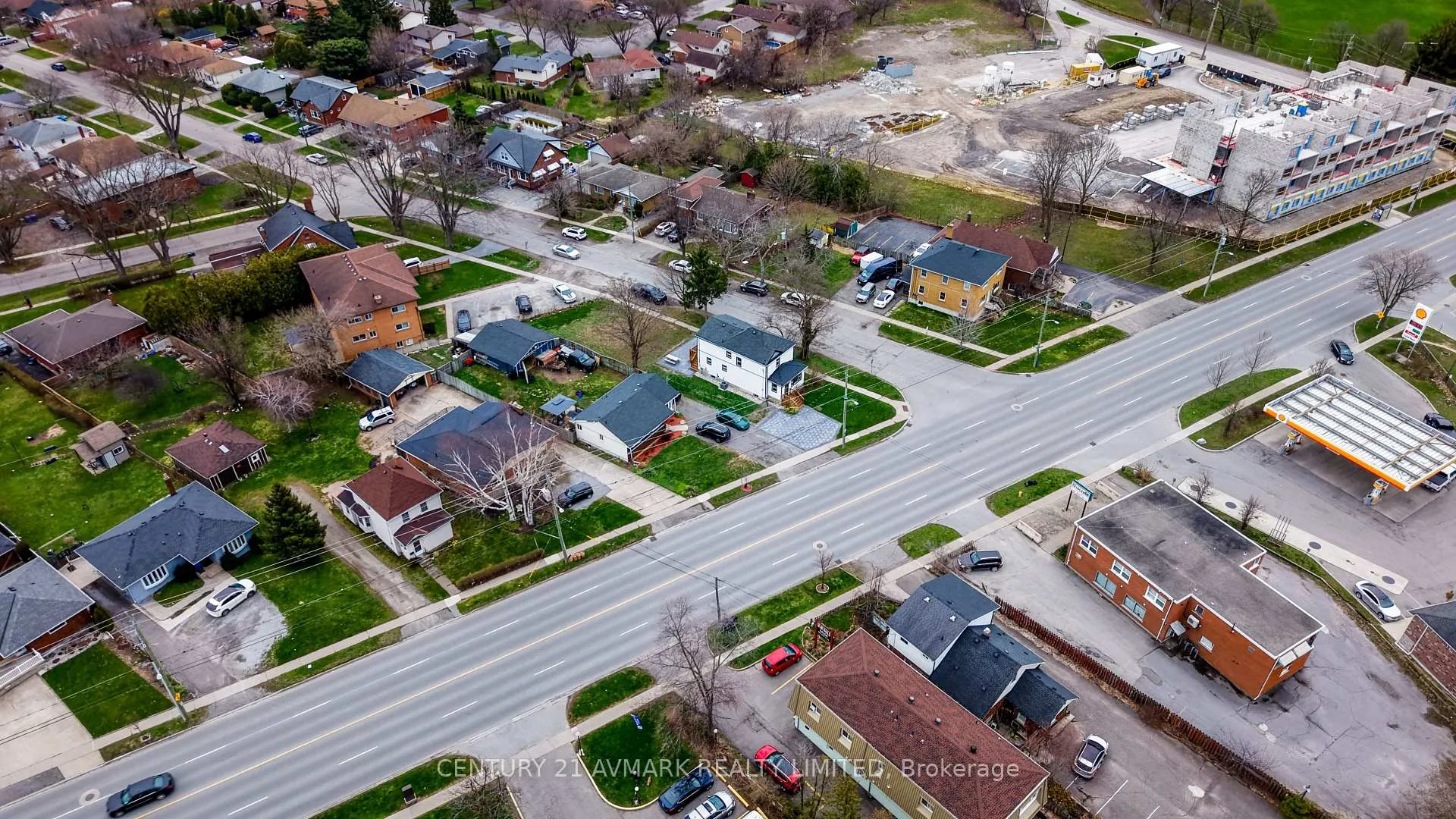 Photo 9 of 336 Geneva Street, St. Catharines, Fairview — HOMEH