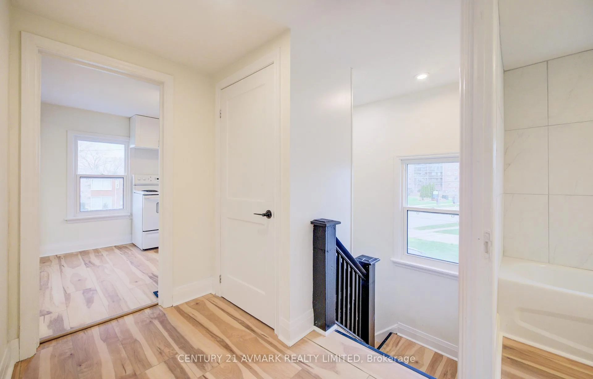 Photo 15 of 336 Geneva Street, St. Catharines, Fairview — HOMEH