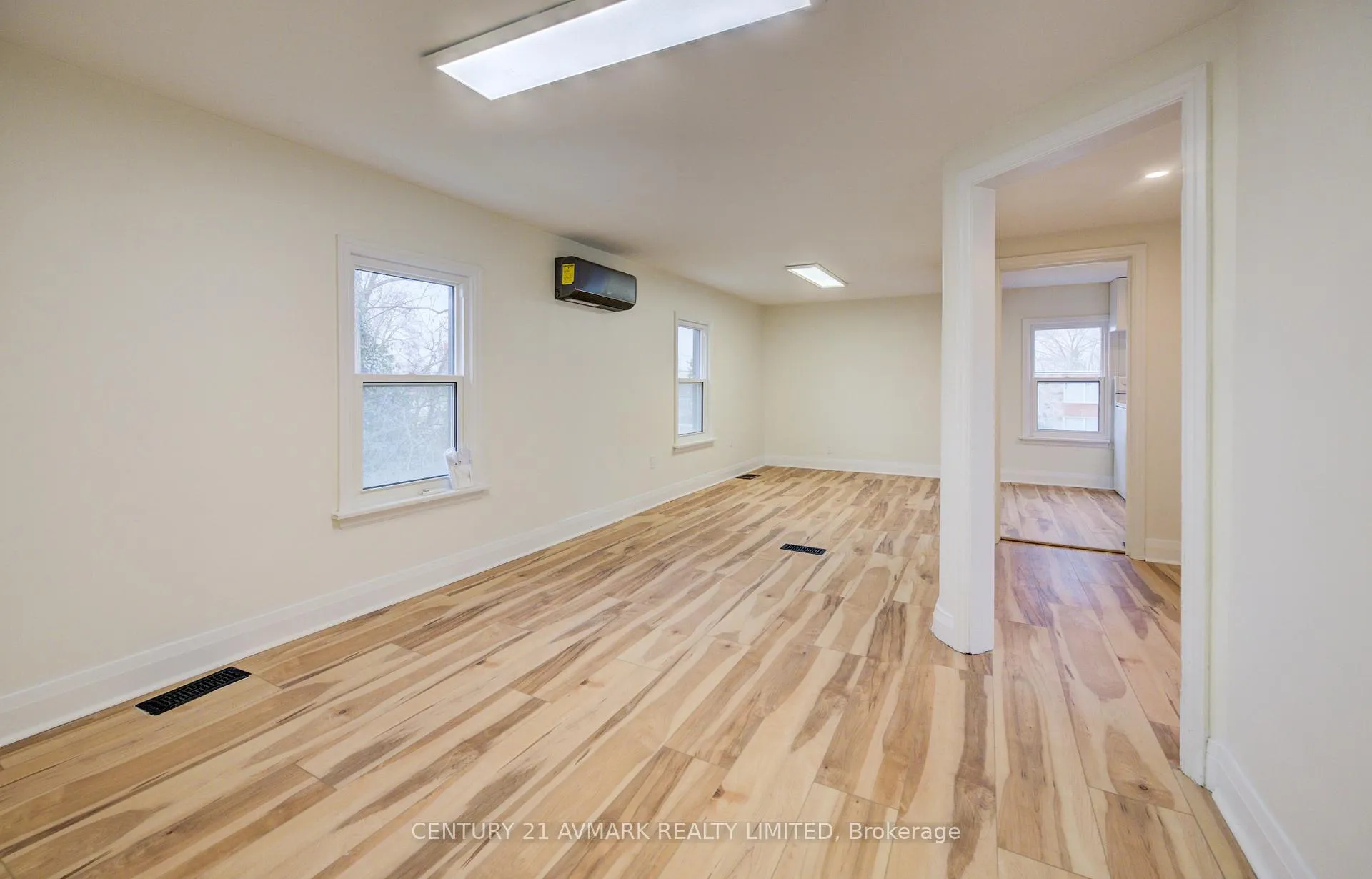 Photo 16 of 336 Geneva Street, St. Catharines, Fairview — HOMEH
