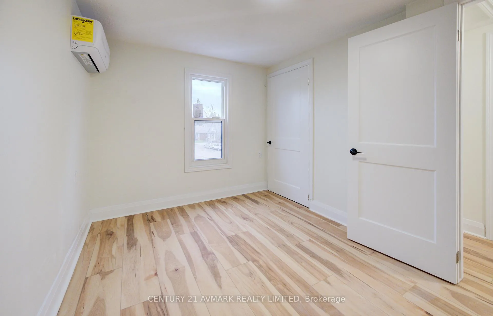 Photo 24 of 336 Geneva Street, St. Catharines, Fairview — HOMEH