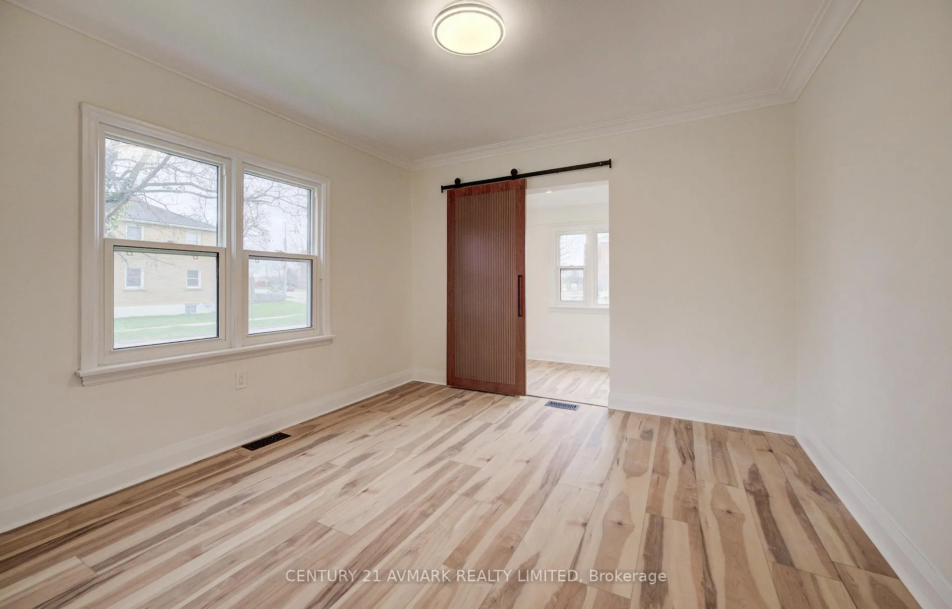 Photo 29 of 336 Geneva Street, St. Catharines, Fairview — HOMEH