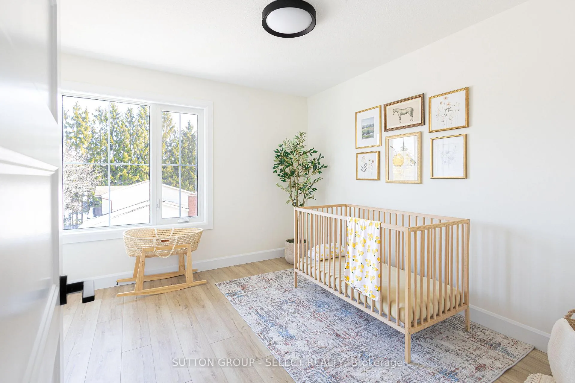 Photo 24 of Unit 6, 233 Upper Queen Street, Thames Centre, Thorndale — HOMEH