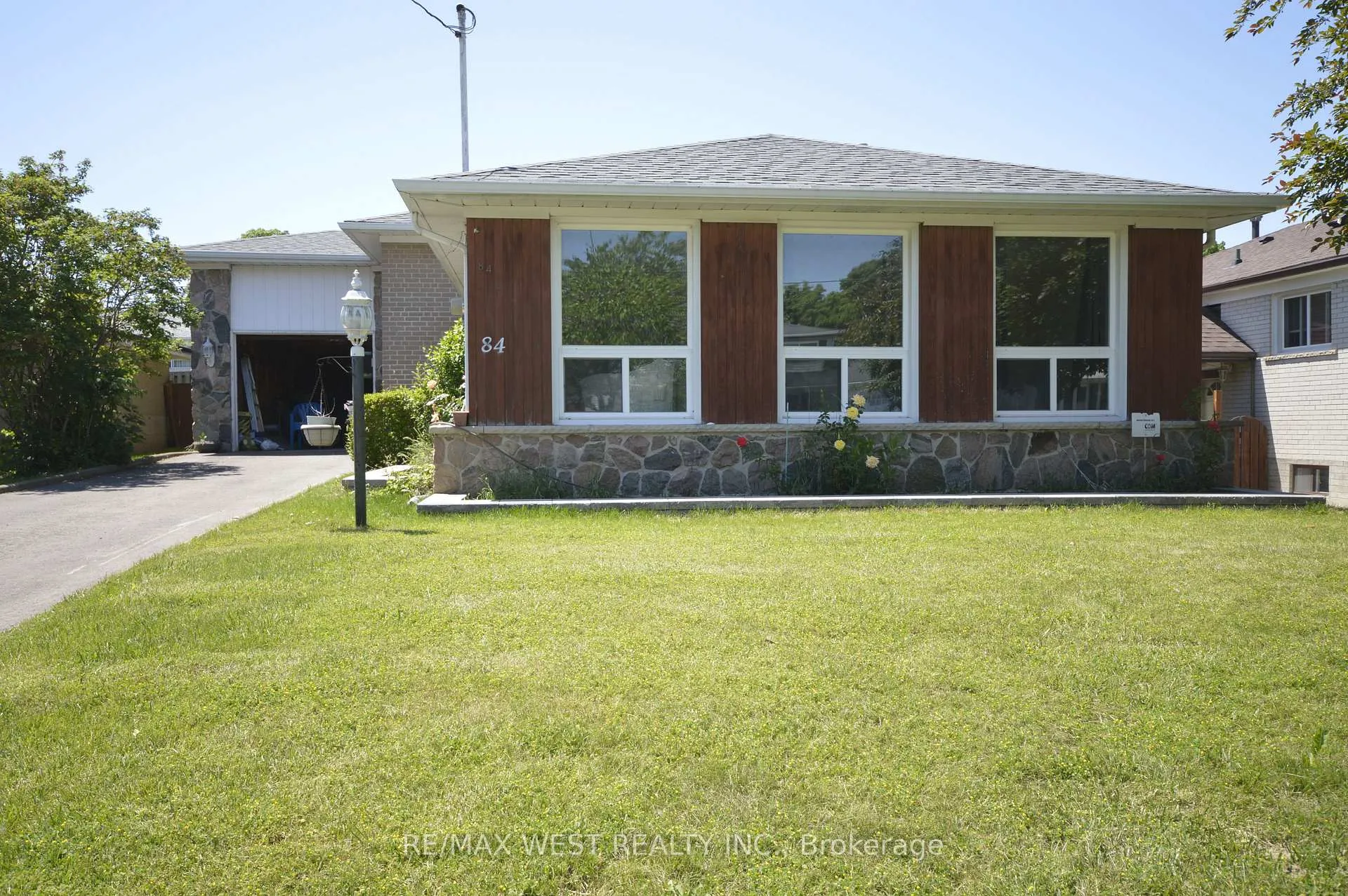 Front of 84 Kearney Drive