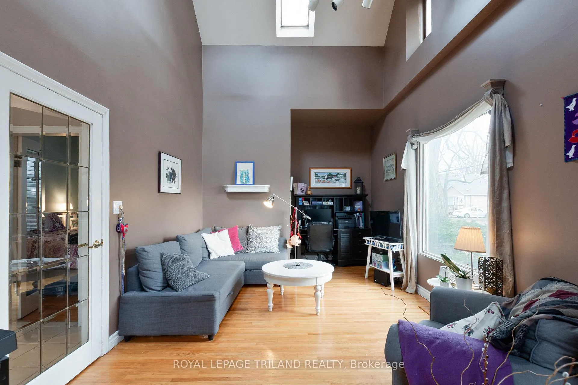 Photo 4 of 32 St Andrew Street, London, North N — HOMEH