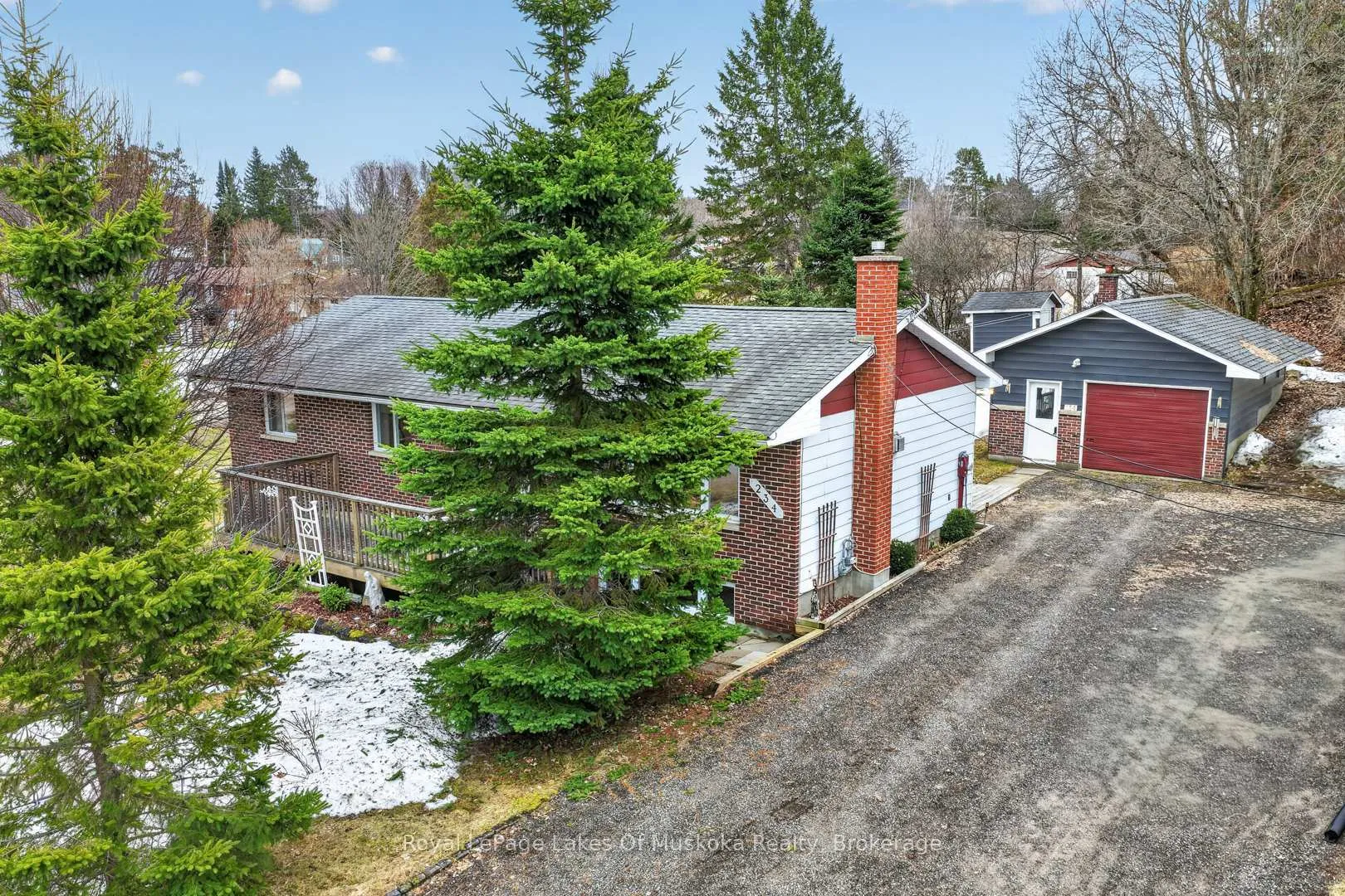 Photo 29 of 234 Yonge Street, Burk's Falls — HOMEH