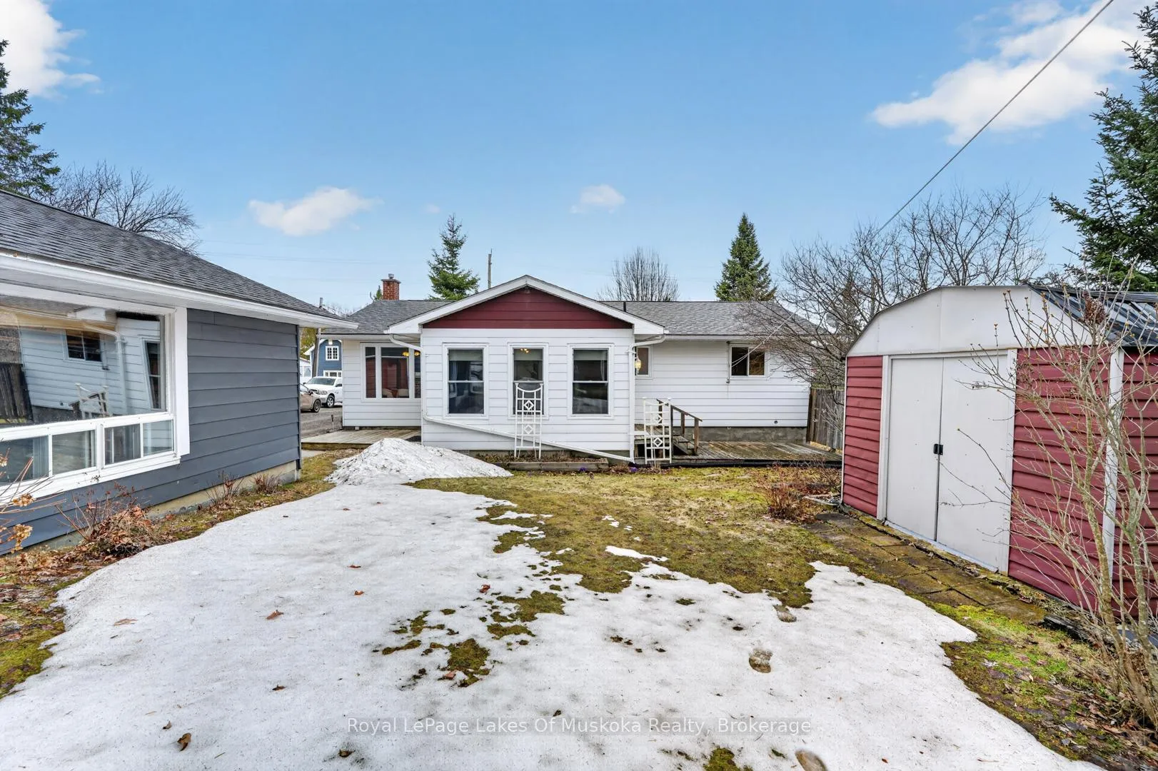 Photo 36 of 234 Yonge Street, Burk's Falls — HOMEH