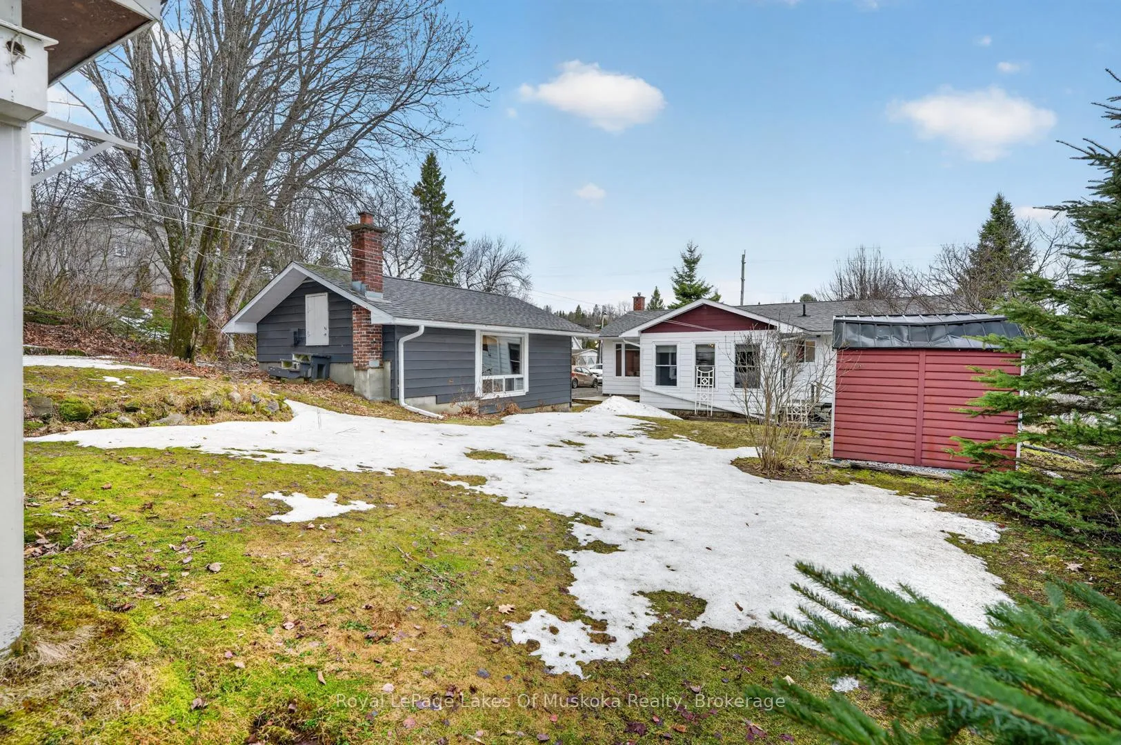 Photo 37 of 234 Yonge Street, Burk's Falls — HOMEH