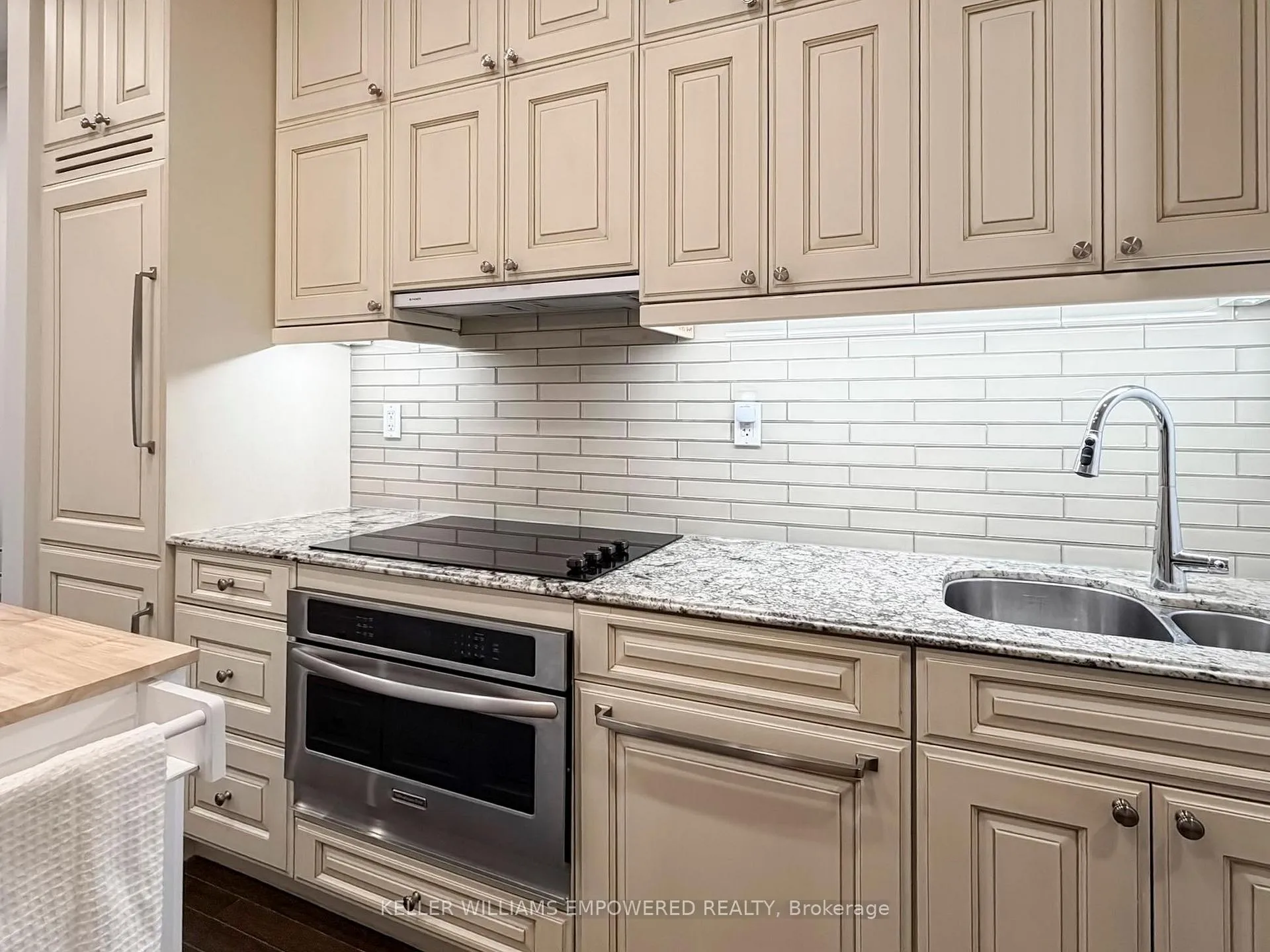 Photo 8 of Unit 522, 22 Leader Lane, Toronto, Church-Yonge Corridor — HOMEH