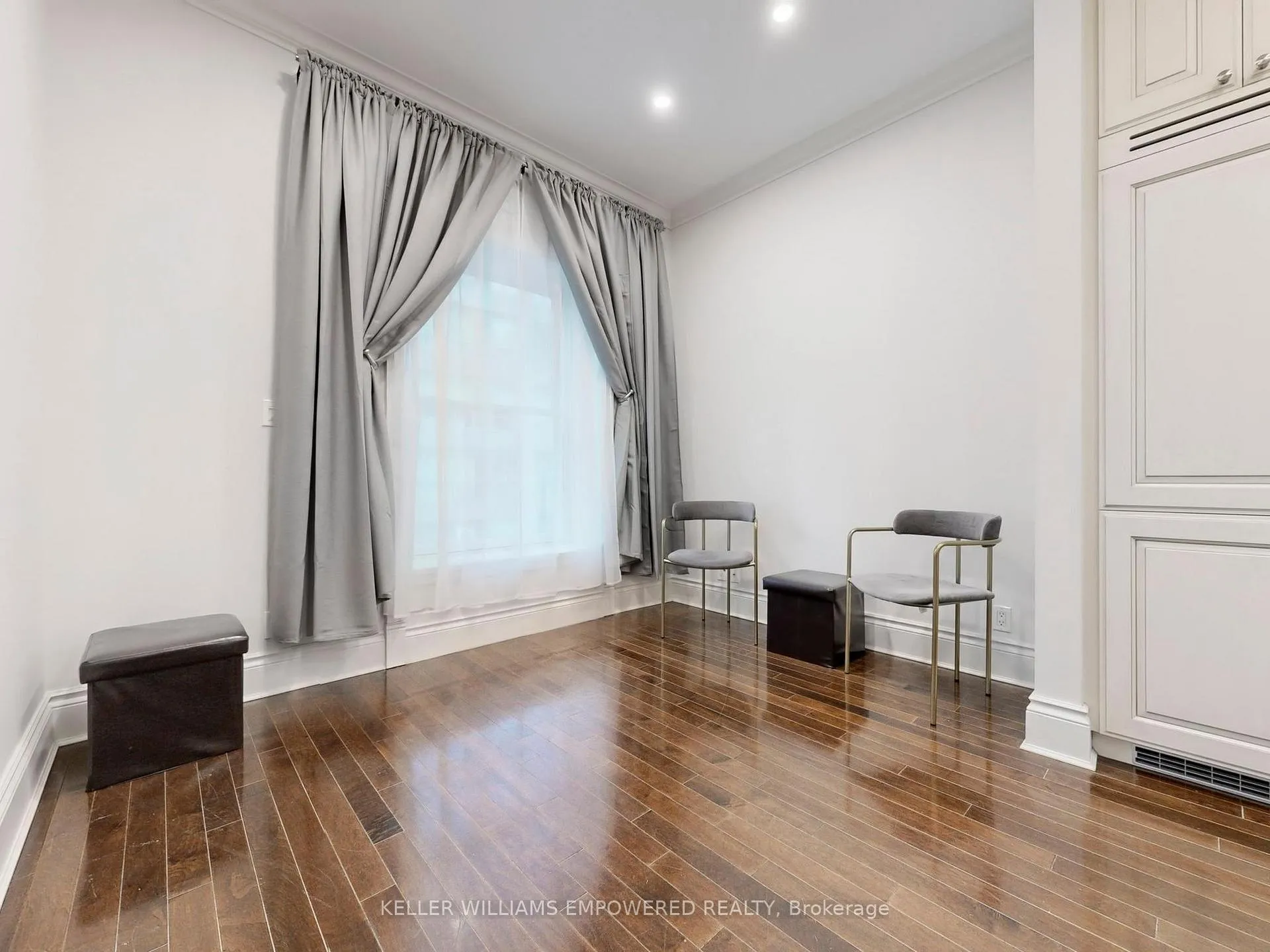 Photo 11 of Unit 522, 22 Leader Lane, Toronto, Church-Yonge Corridor — HOMEH