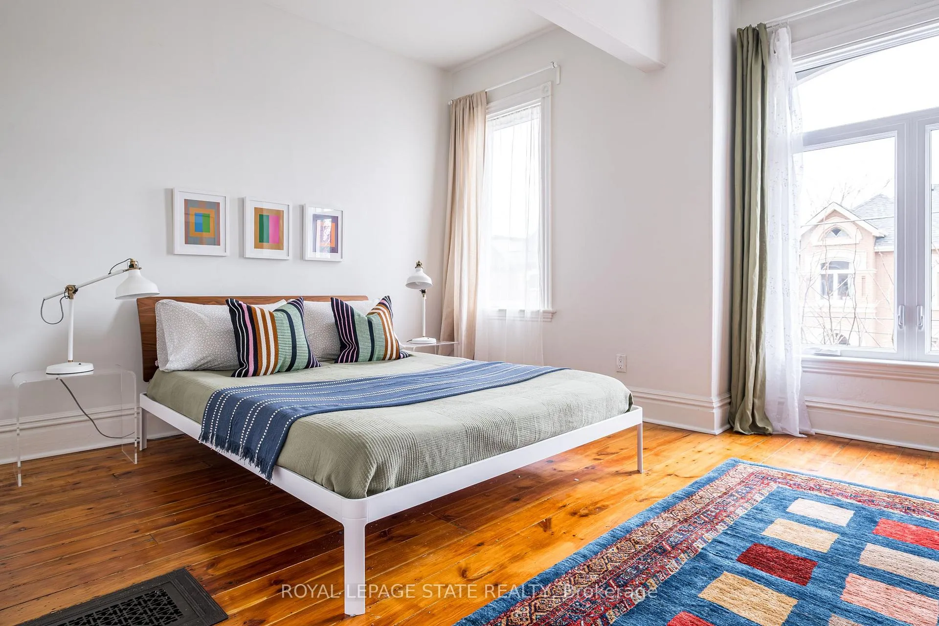 Photo 19 of 23 Murray Street W, Hamilton, Central — HOMEH