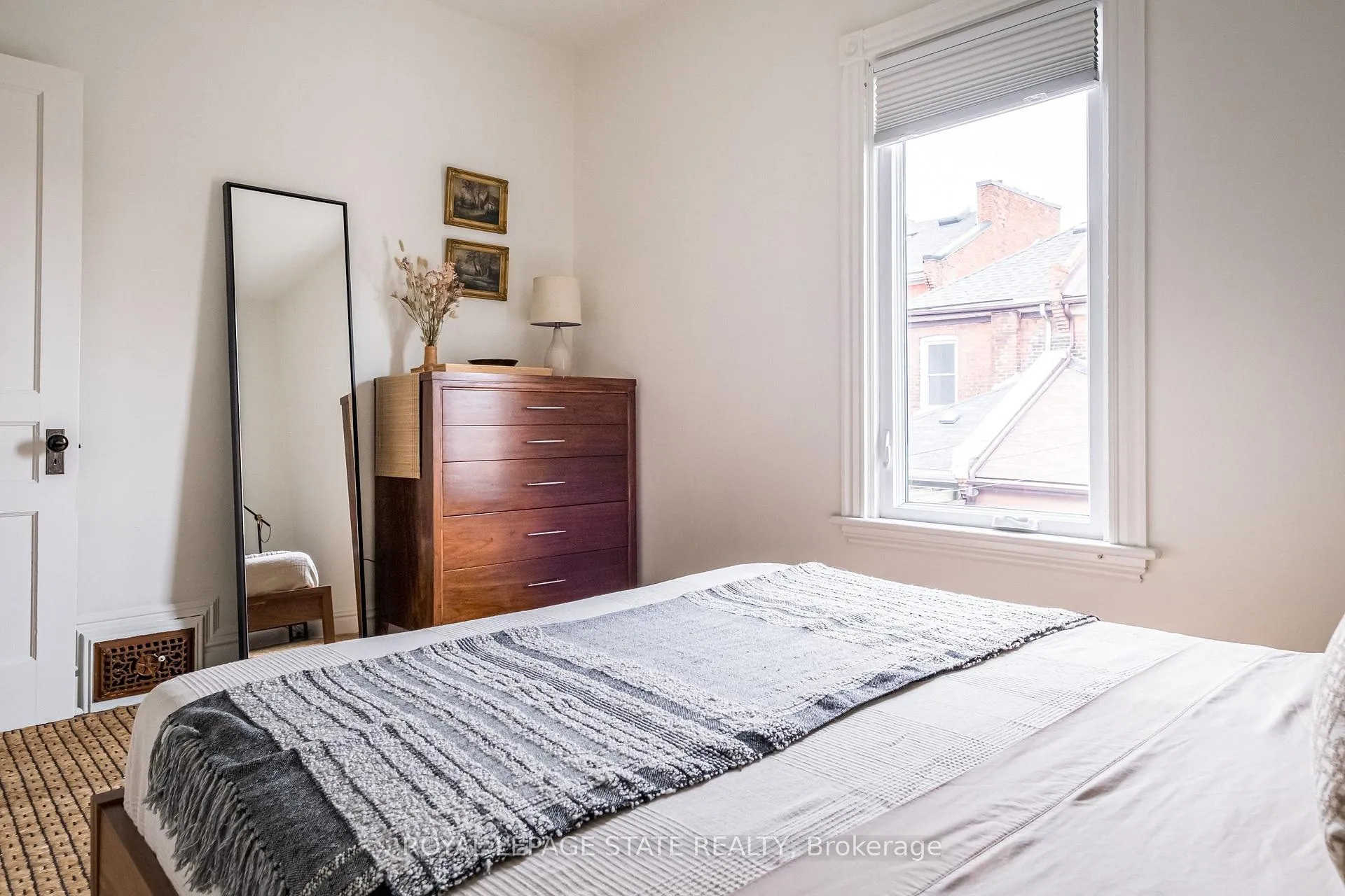 Photo 24 of 23 Murray Street W, Hamilton, Central — HOMEH