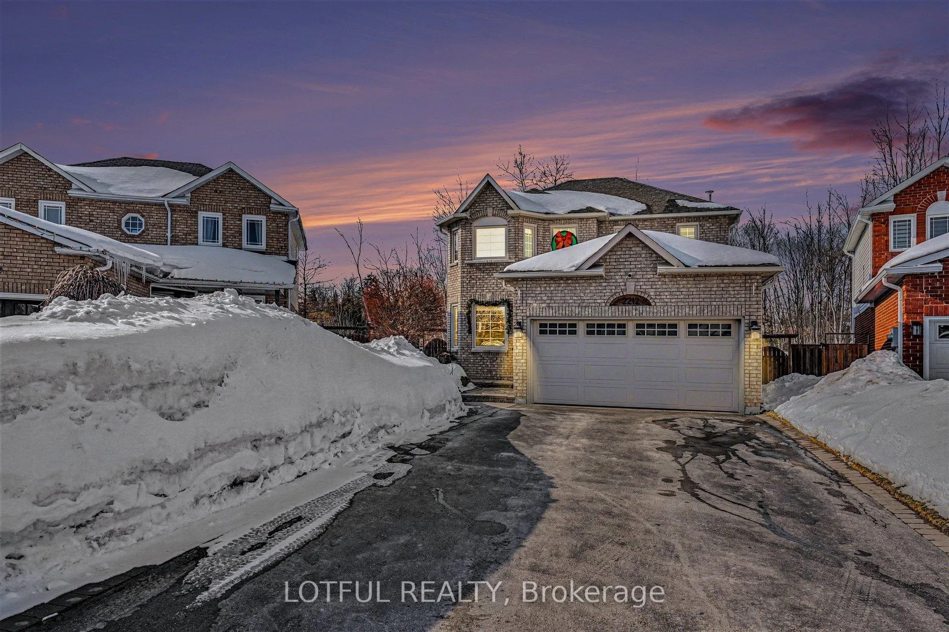 Photo 1 of 2212 Chalmers Crescent, Innisfil, Alcona — HOMEH
