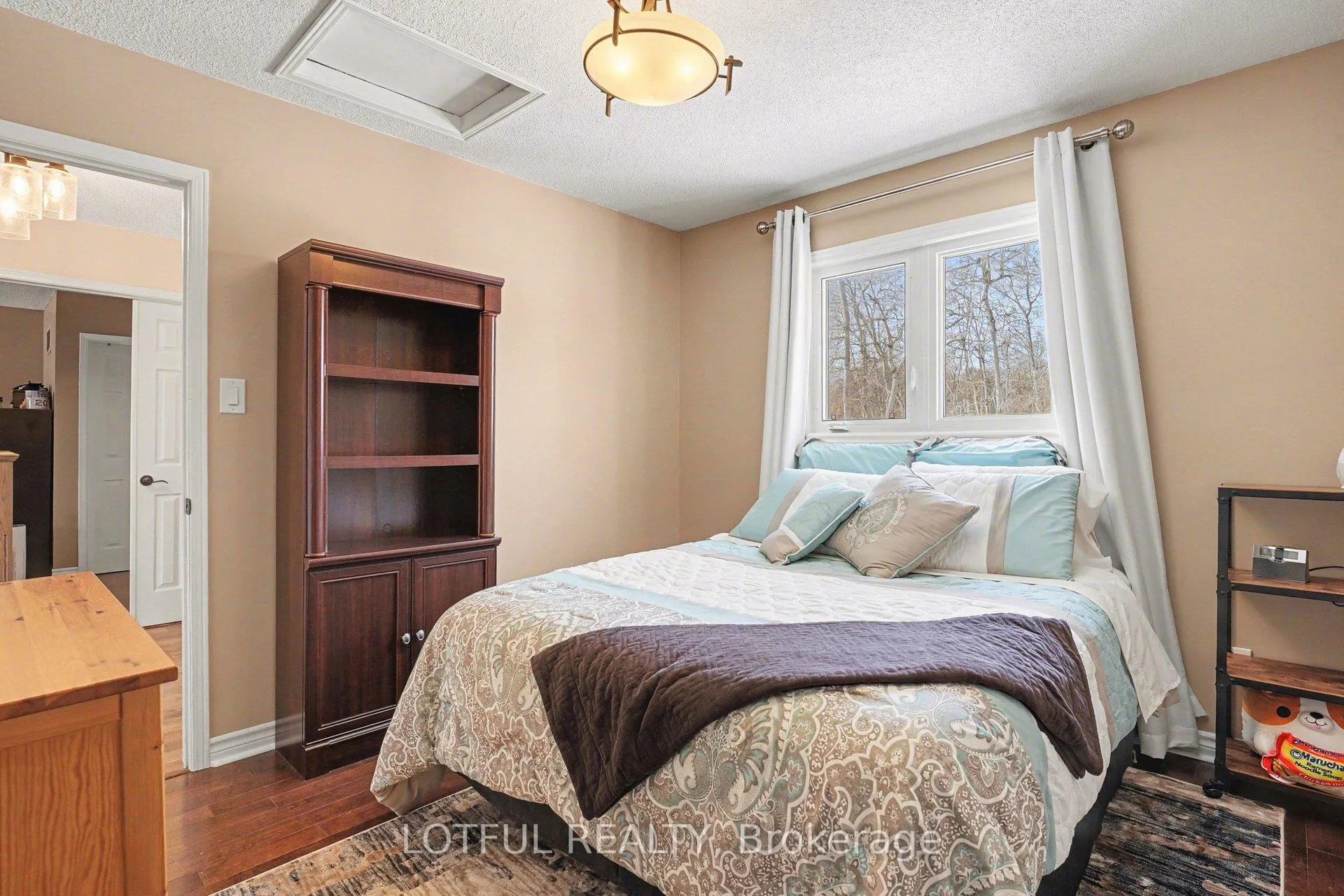 Photo 21 of 2212 Chalmers Crescent, Innisfil, Alcona — HOMEH